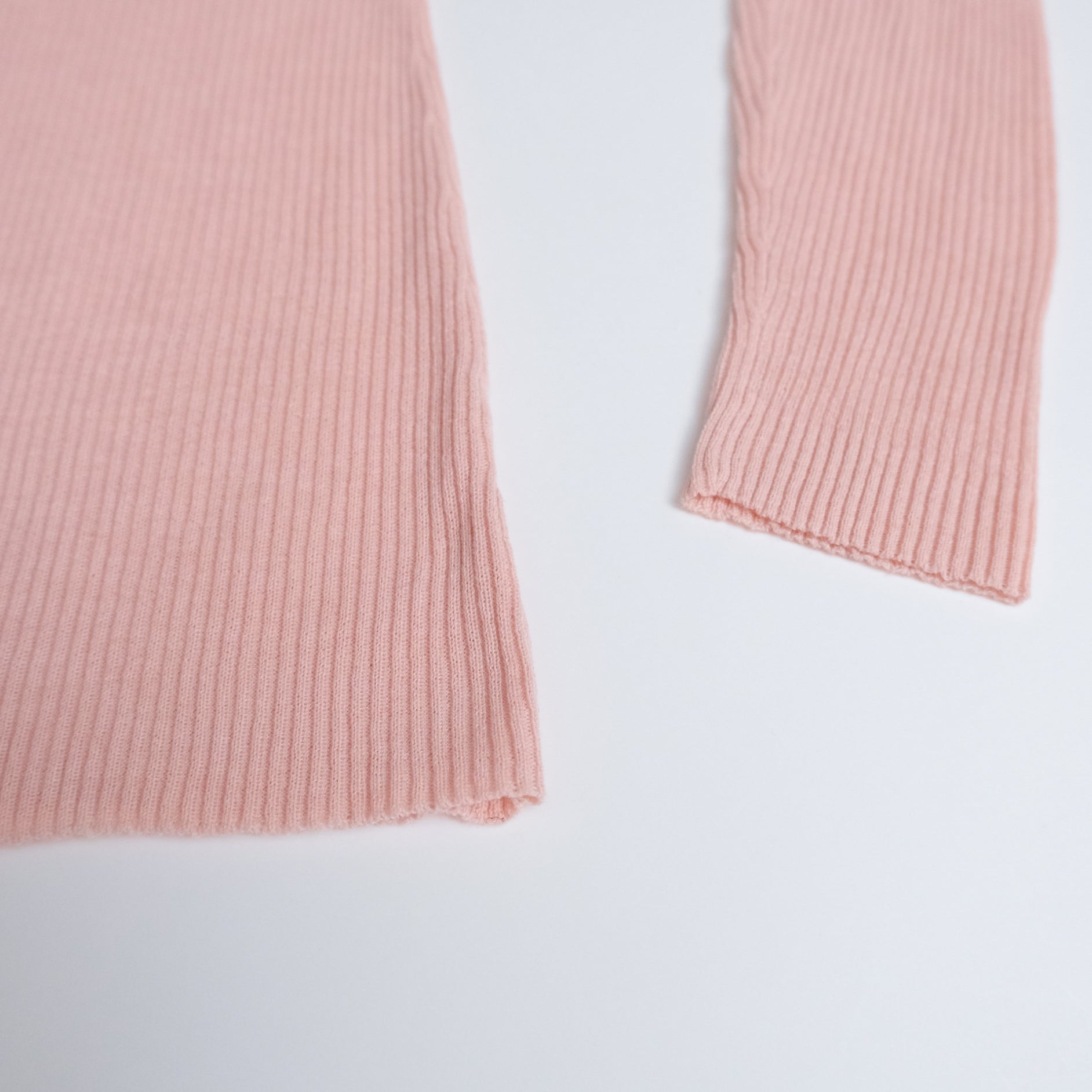 Sheer RIB Knitタートルトップス