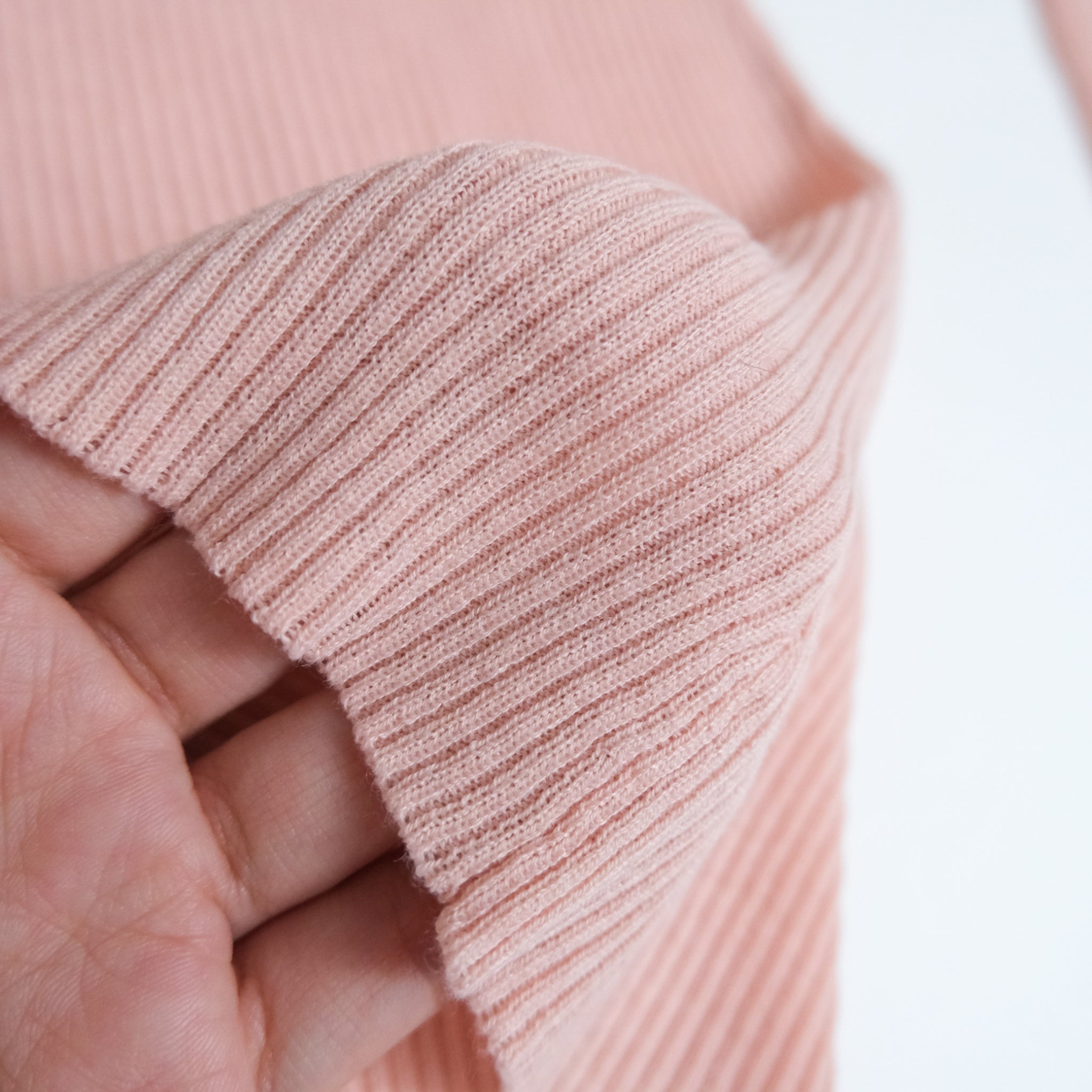 Sheer RIB Knitタートルトップス