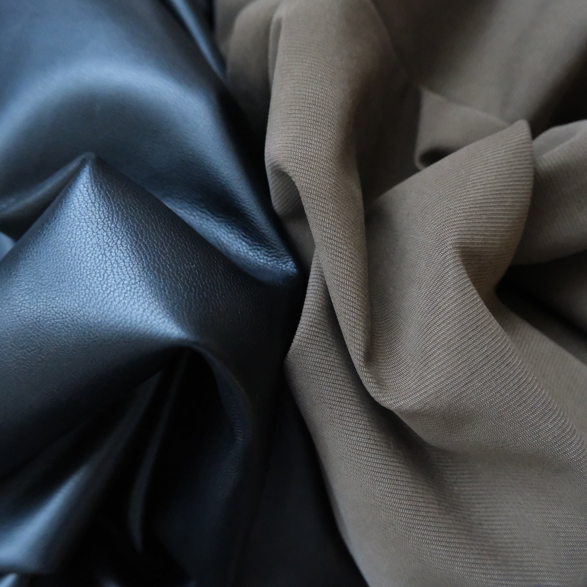 MATERIALバルーンロンパース