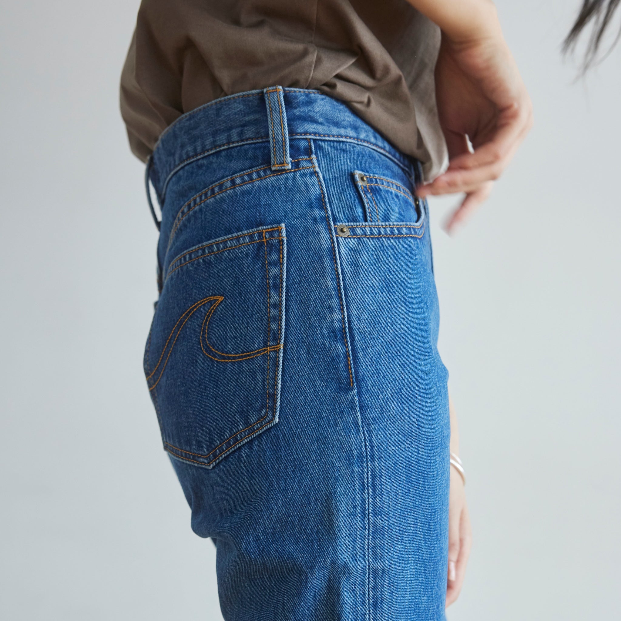 ハイウエストSlimストレート SRN02