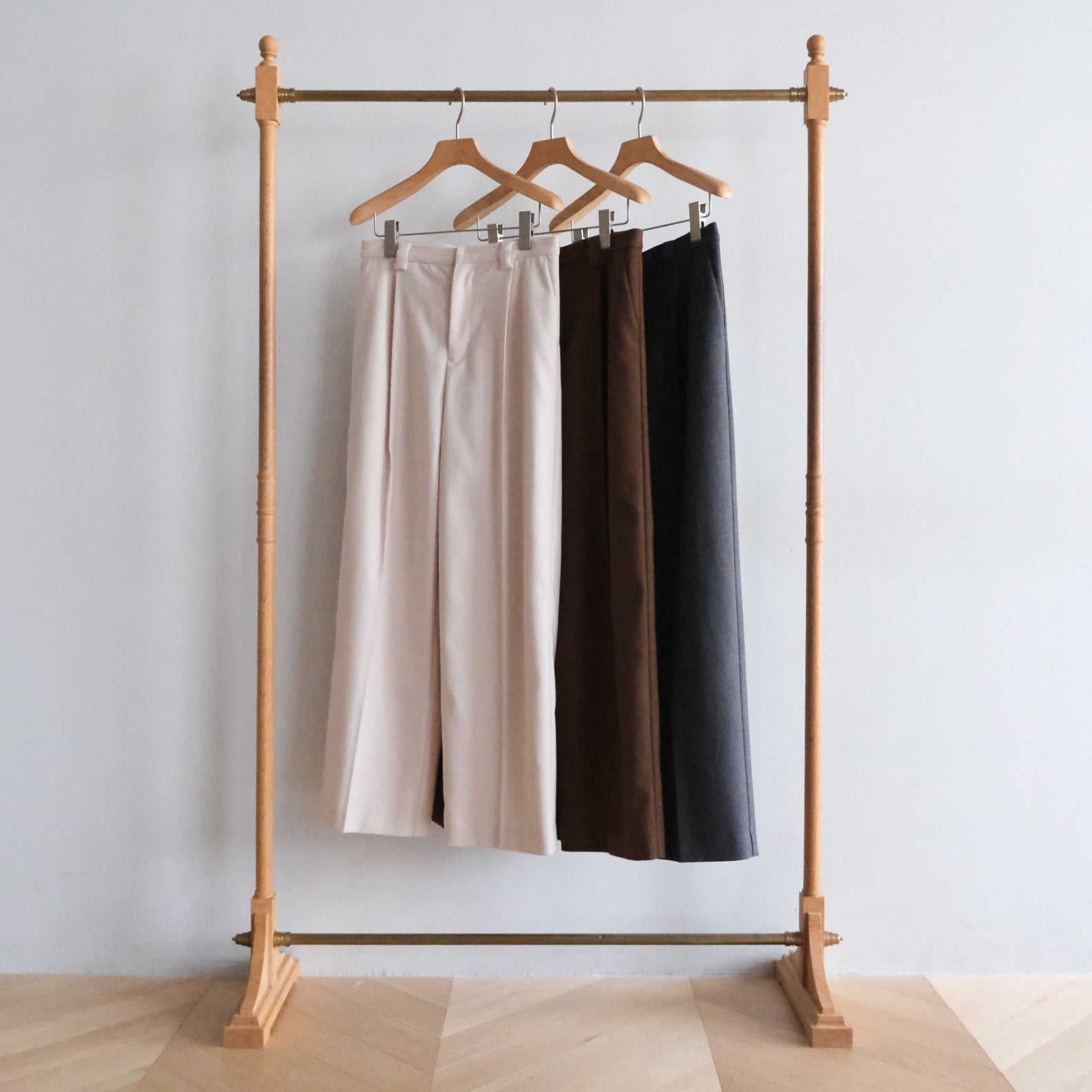 Low waistスラックスパンツ