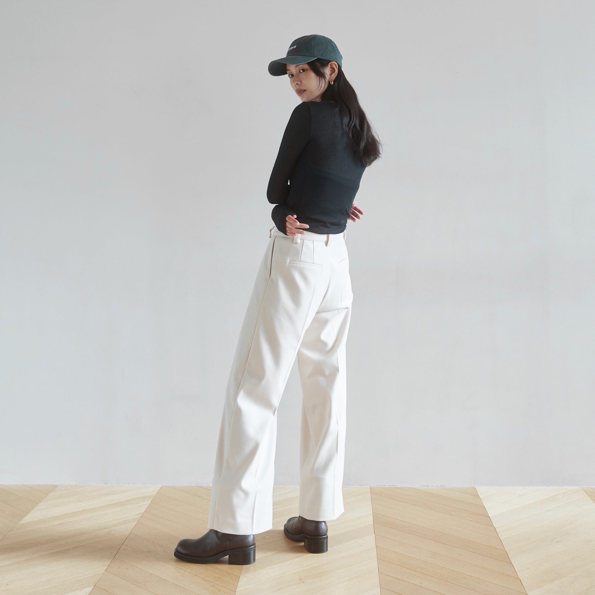 Low waistスラックスパンツ