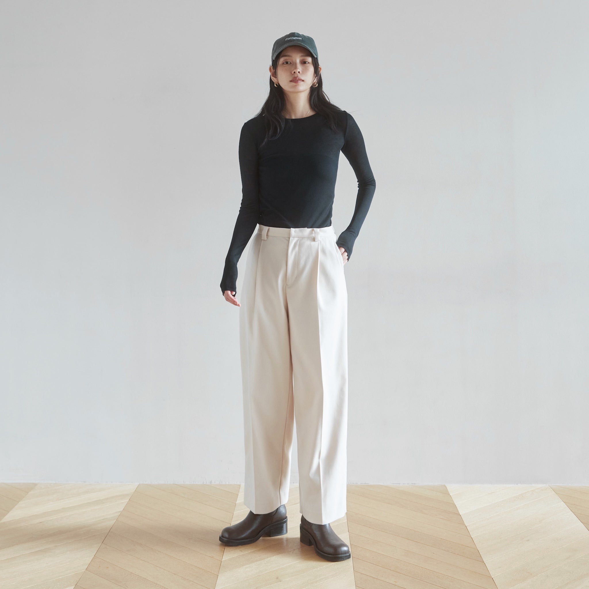 Low waistスラックスパンツ