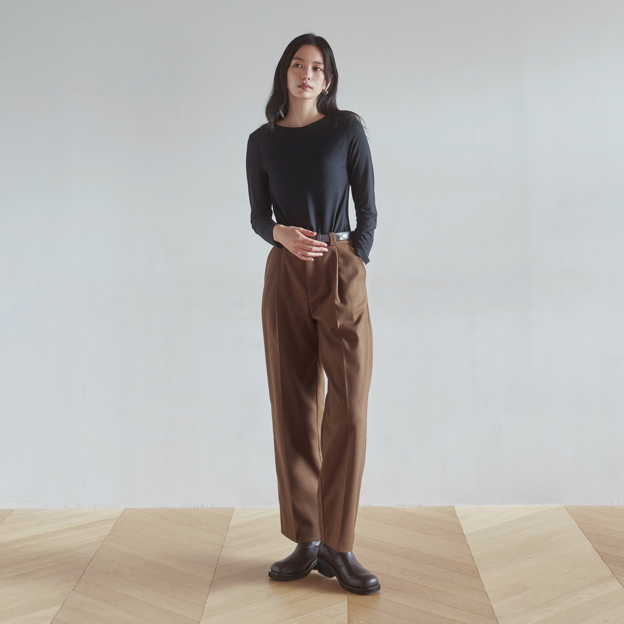 Low waistスラックスパンツ