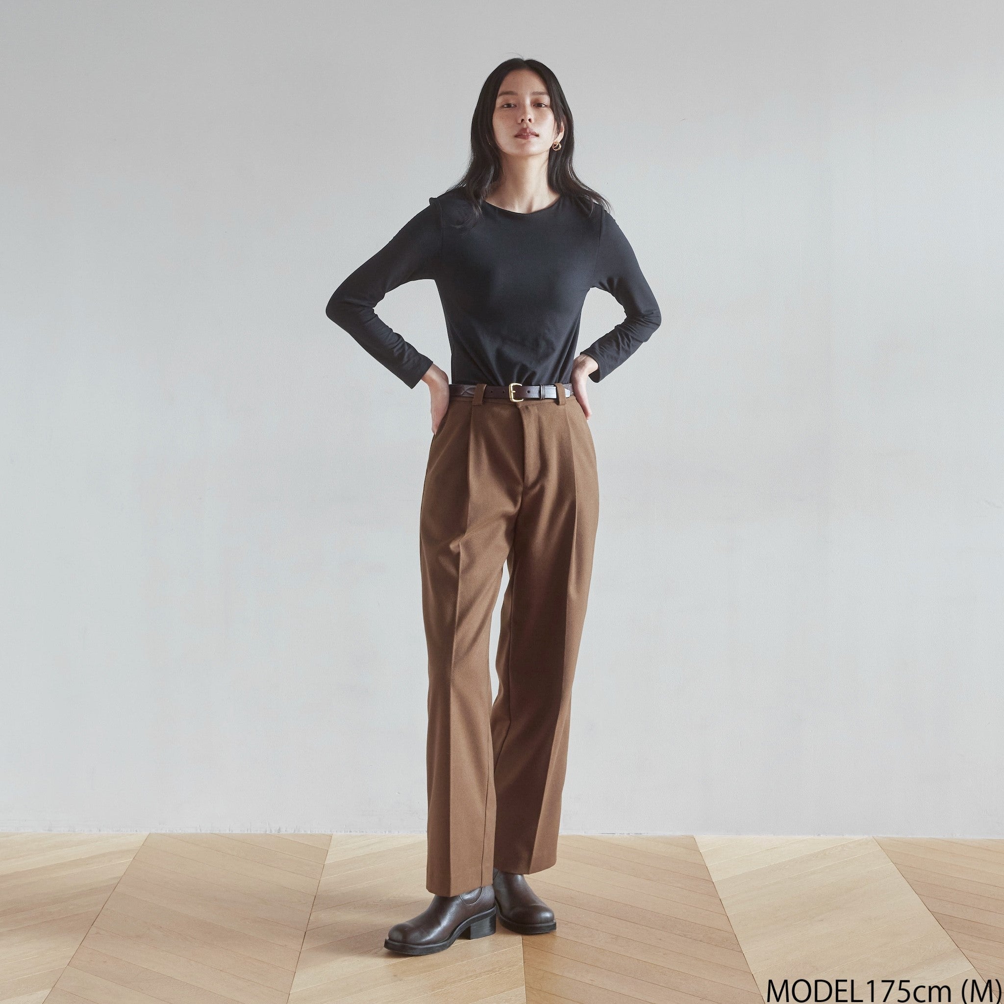 Low waistスラックスパンツ