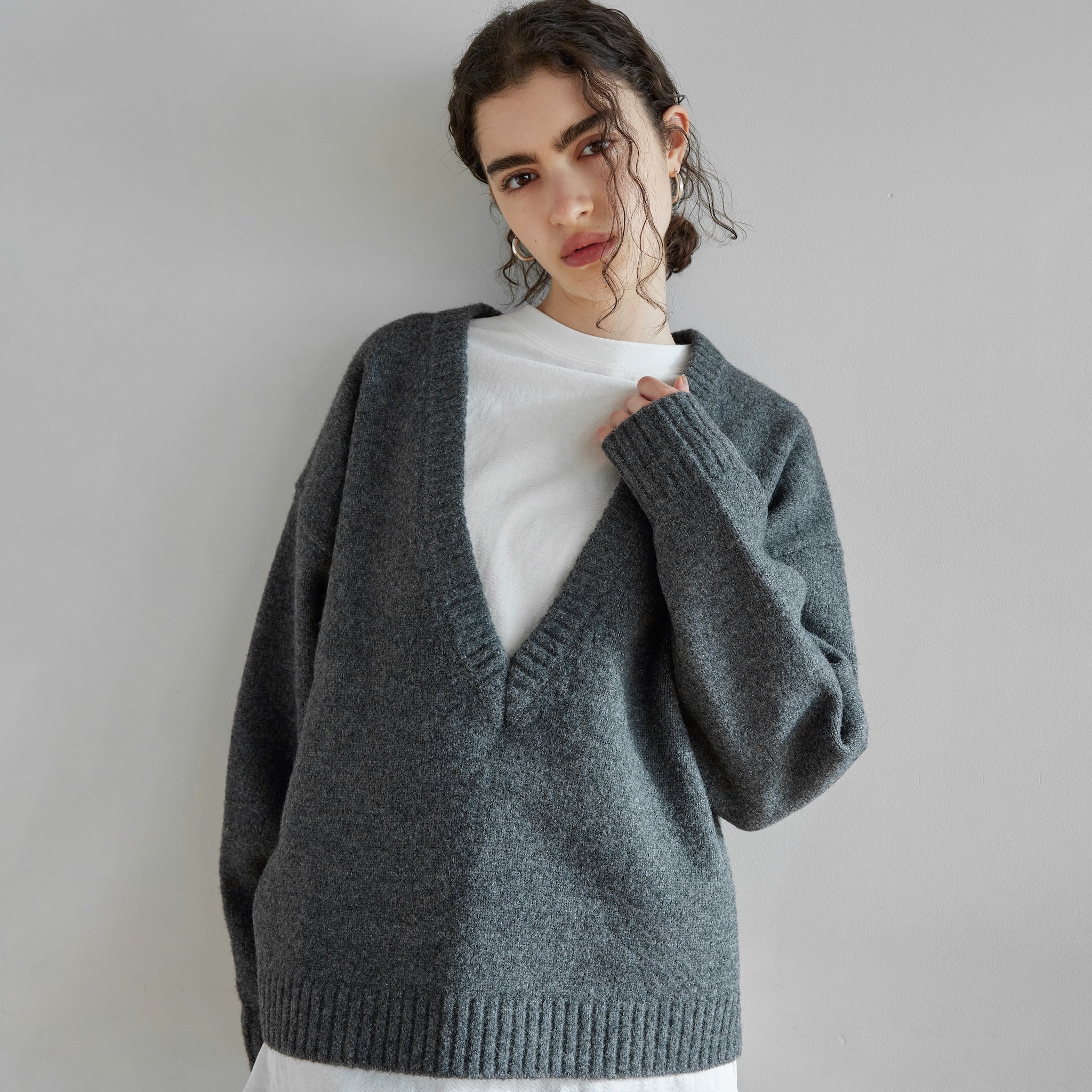 Wool mix deep V-neck top