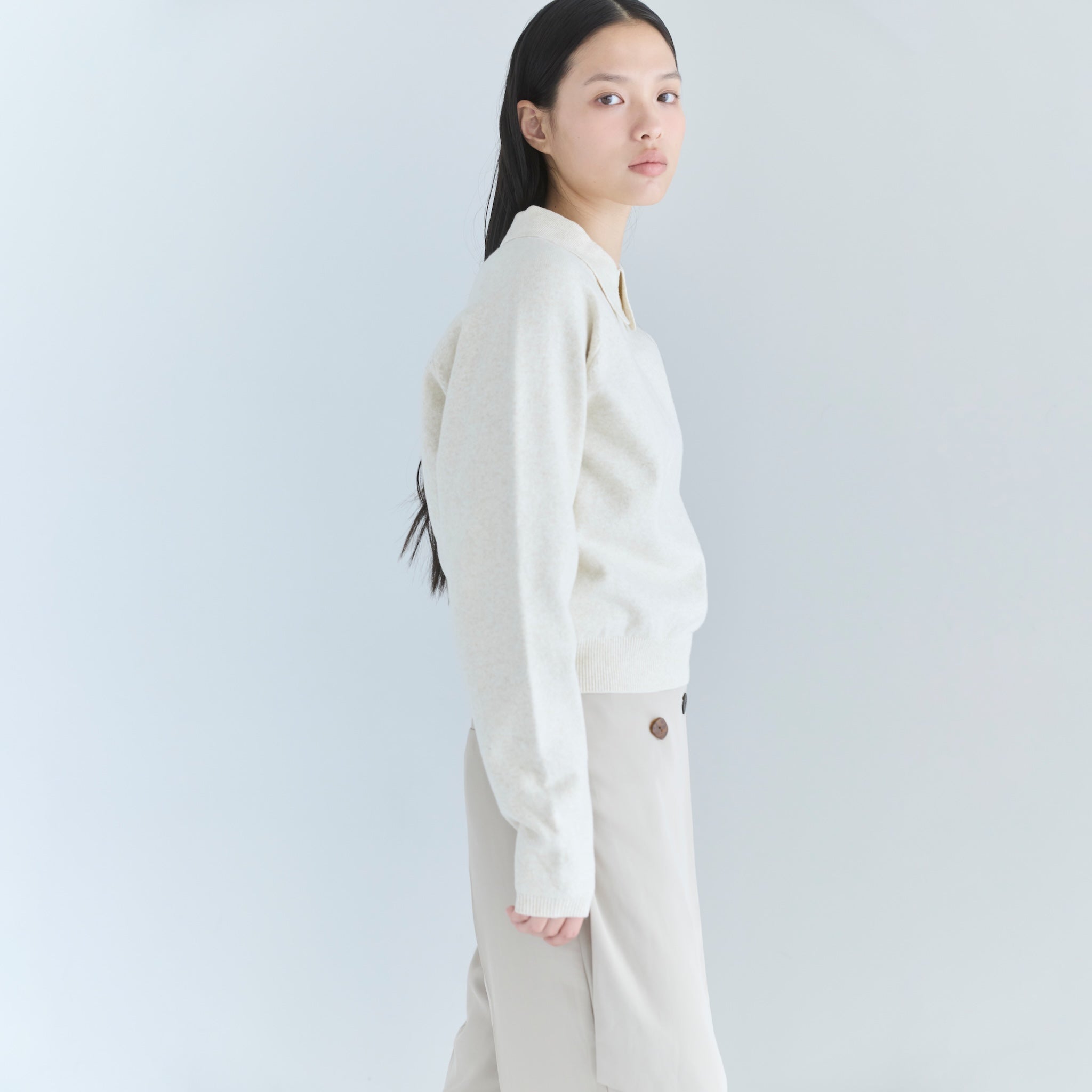 Sweatlike collar pullover