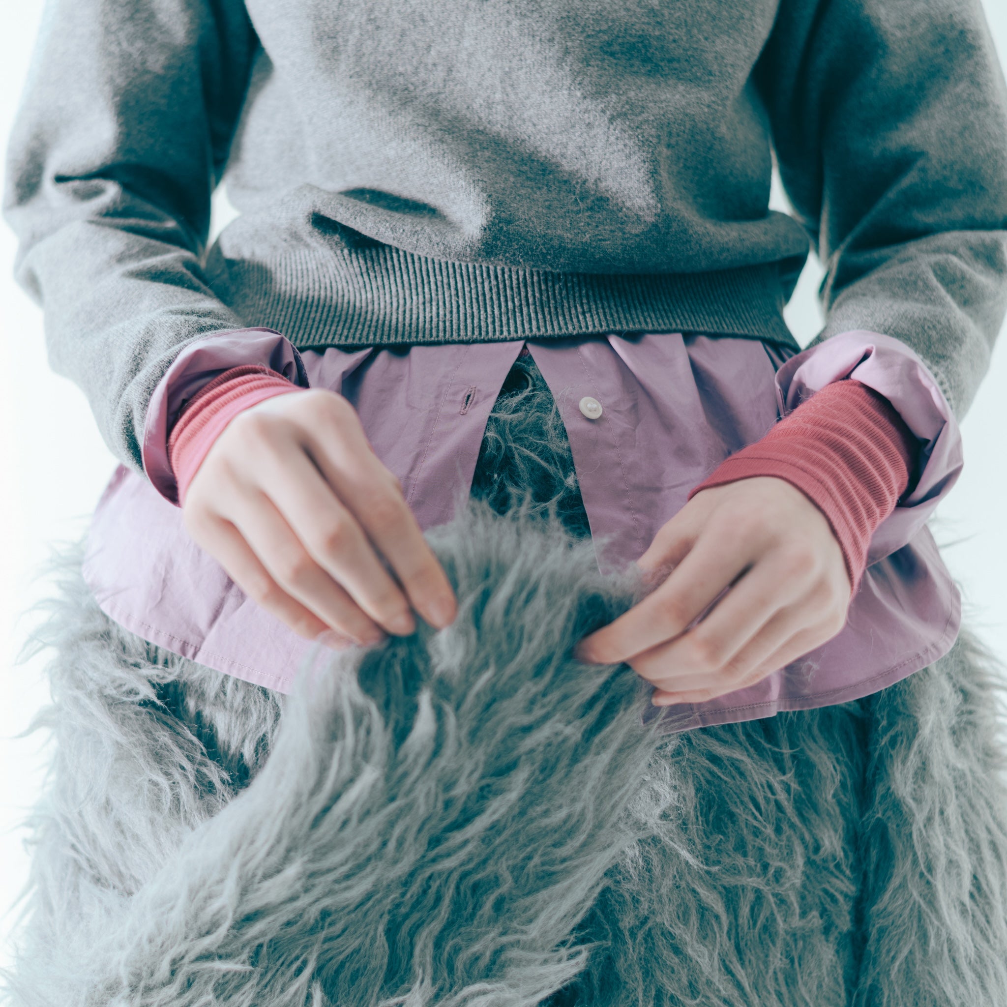 Sweatlike collar pullover