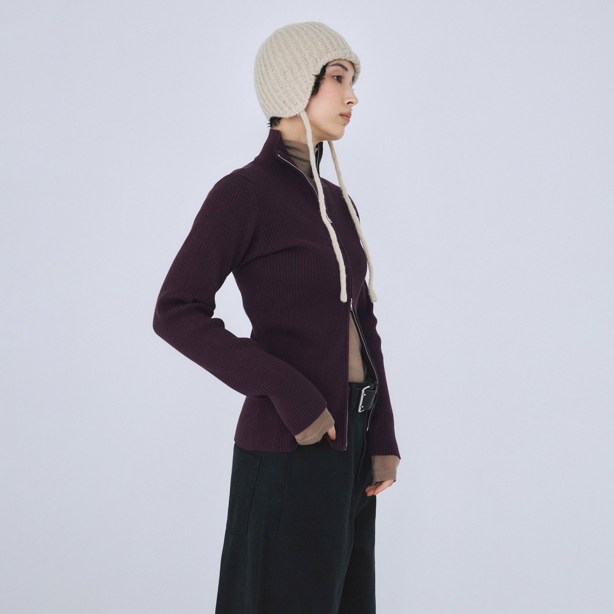 W Zip High Neck RIB Knit Top