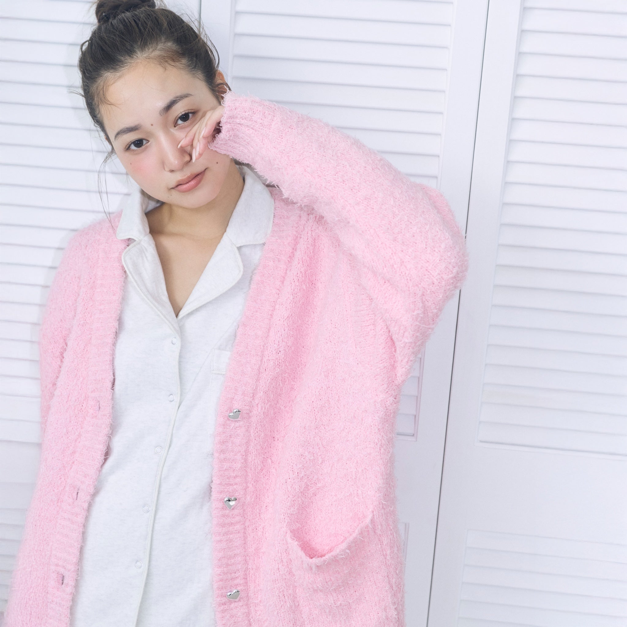 Cozy Relaxハートボタンカーディガン