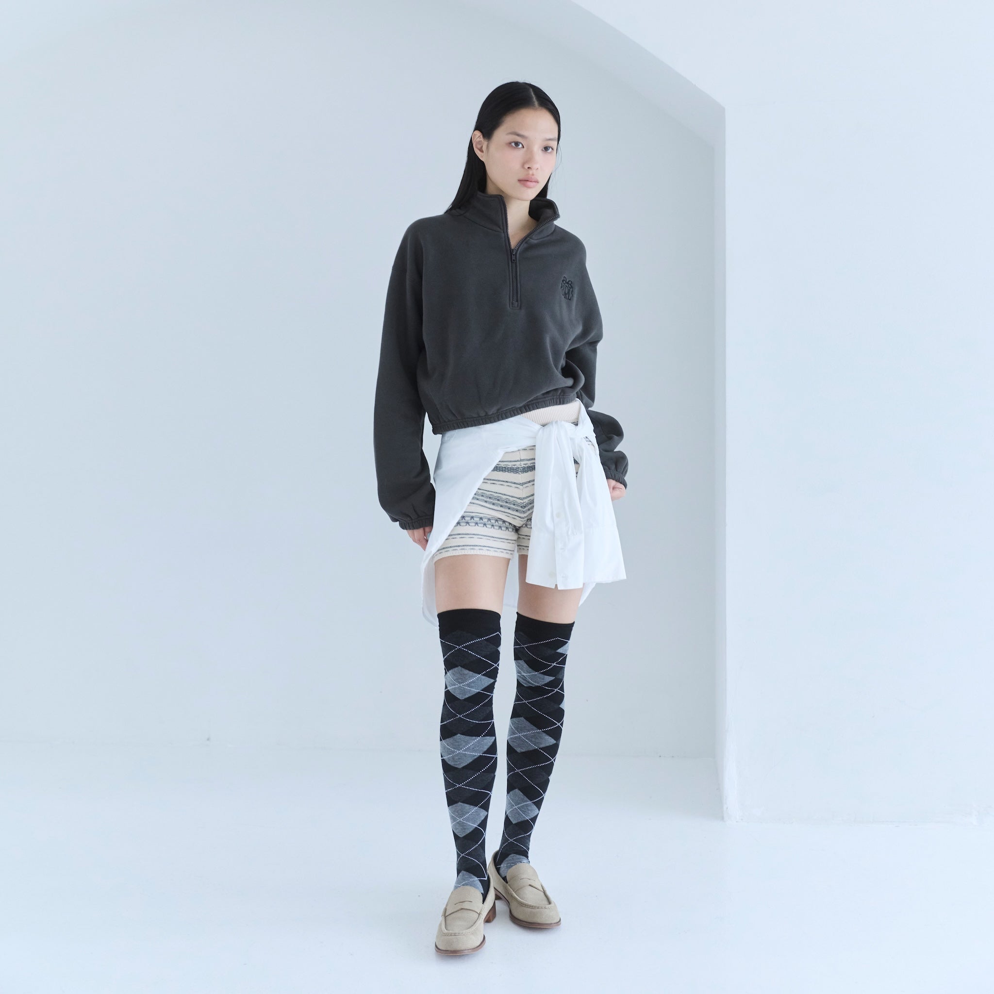 Ribbon Logo Volume Sweat Zip Top