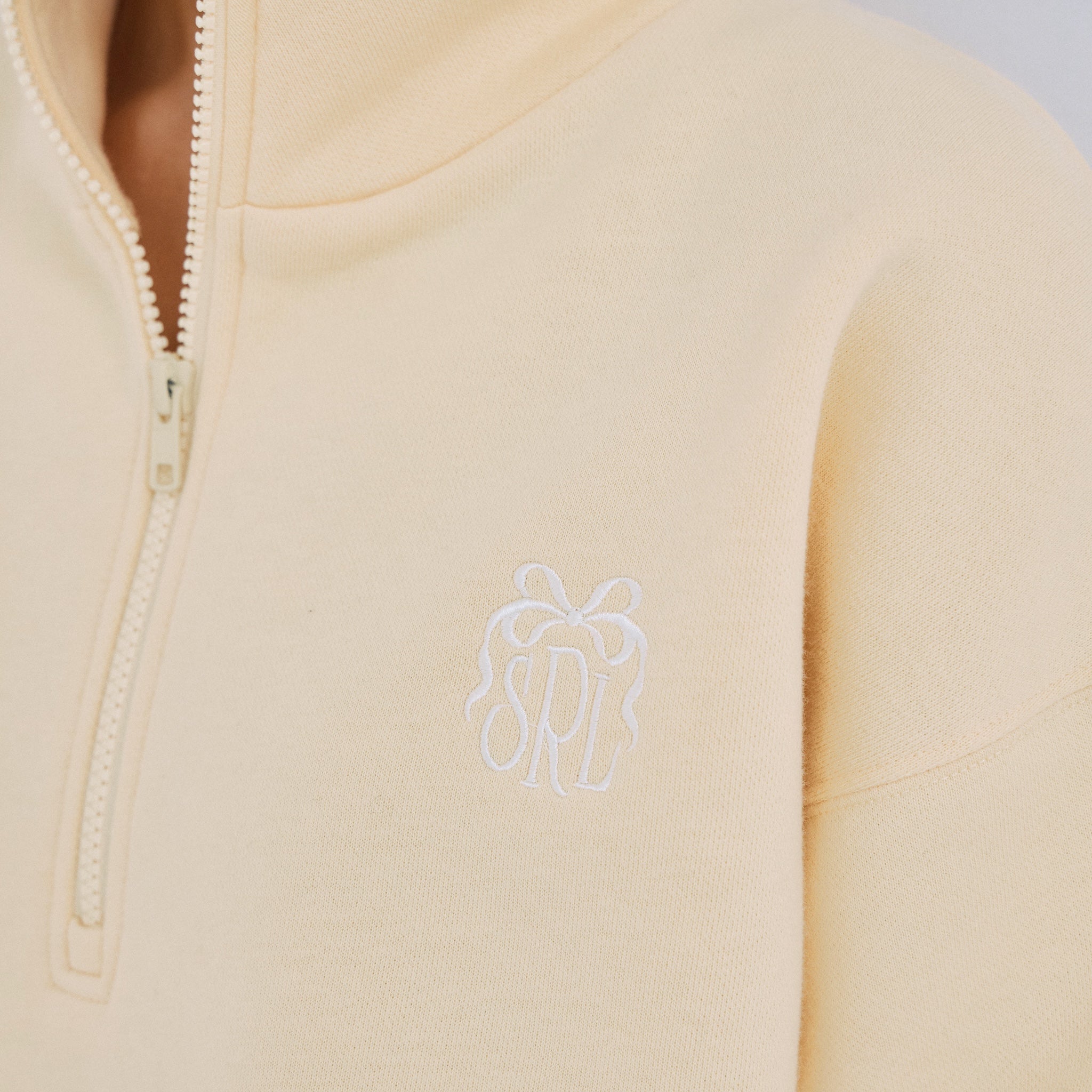 Ribbon Logo Volume Sweat Zip Top