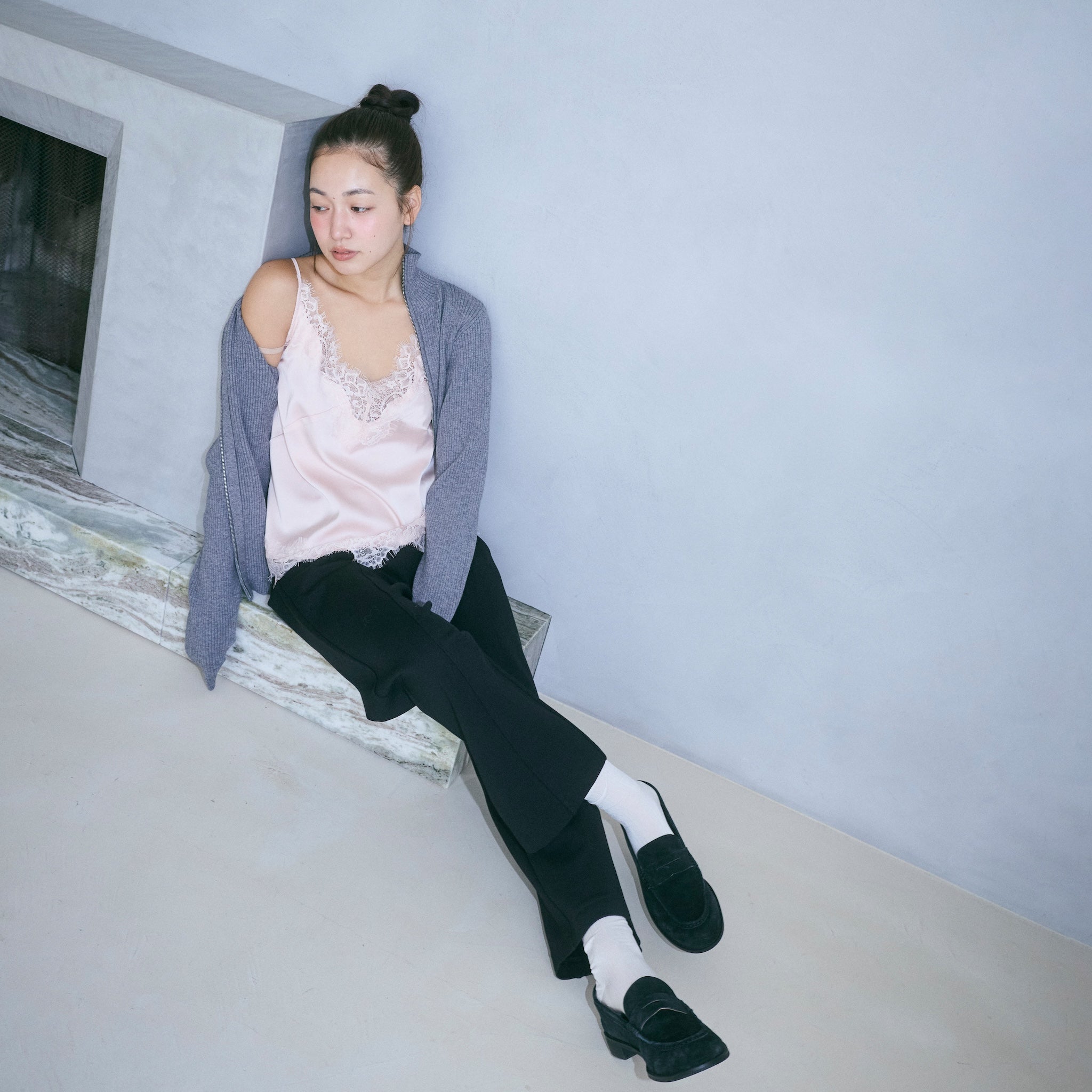 Eye Lash Satin Back Openキャミソール