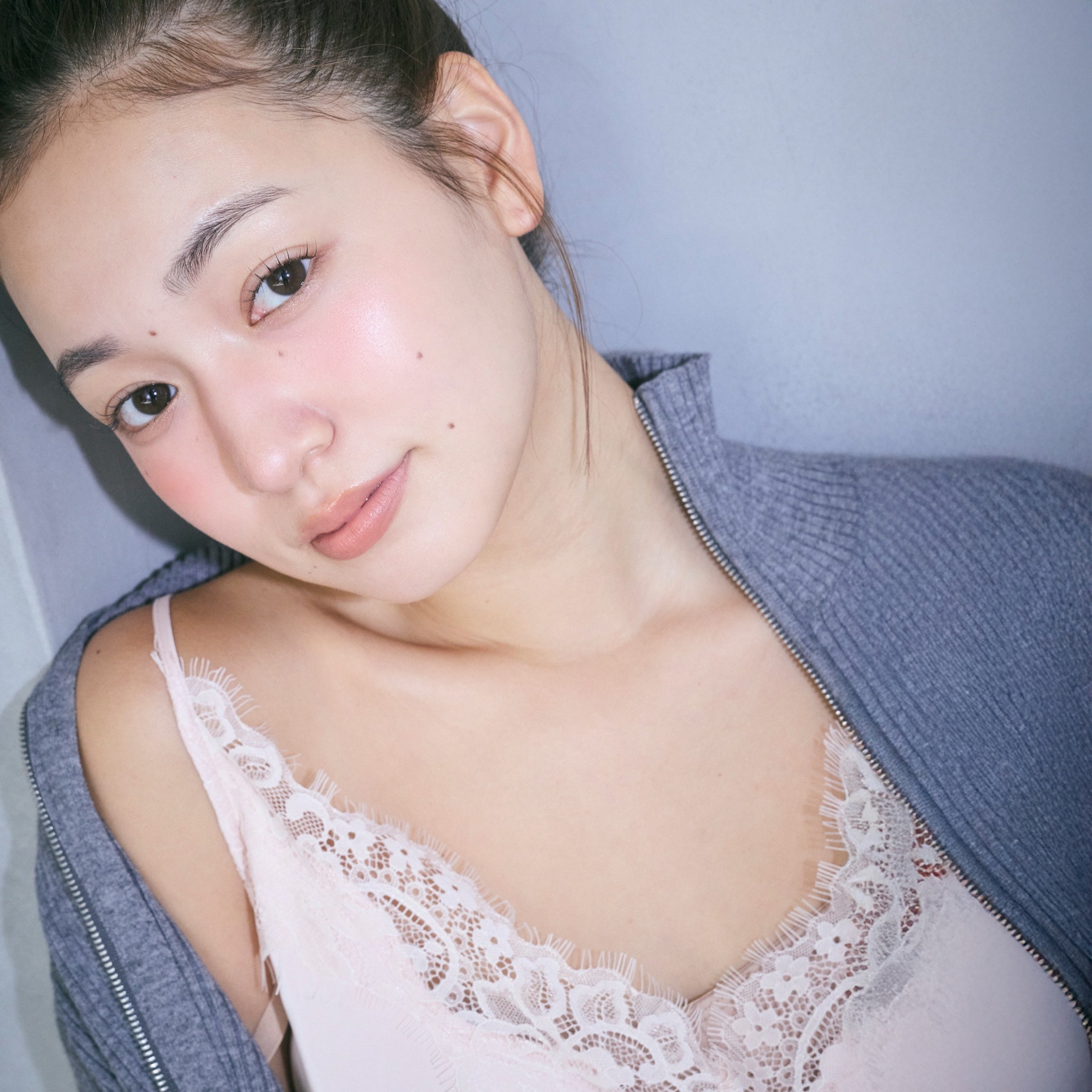 Eye Lash Satin Back Openキャミソール