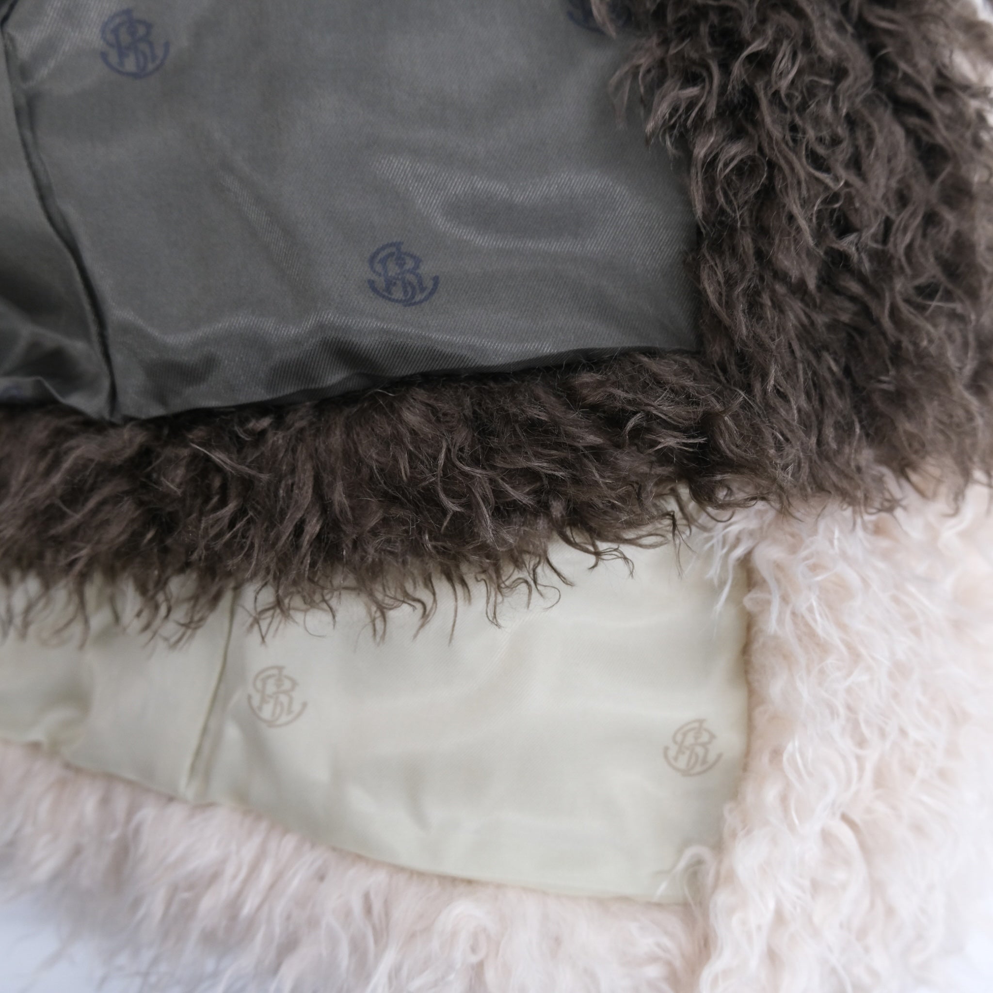 Cloud furノーカラーcoat