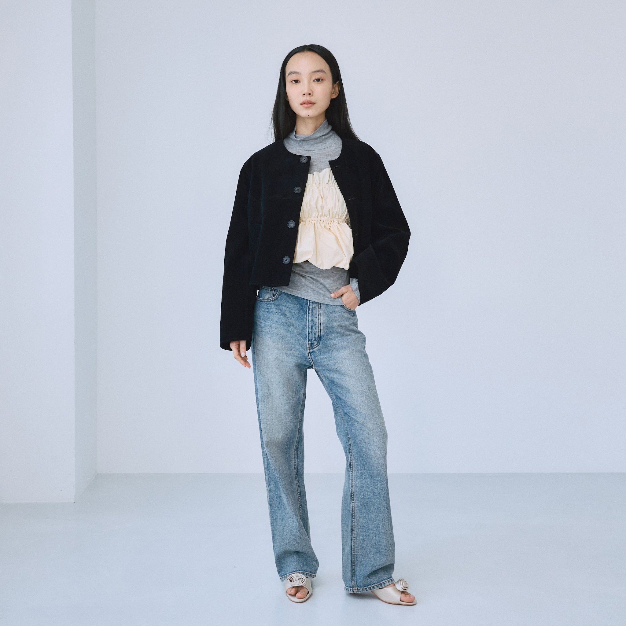 Fake suede collarless jacket