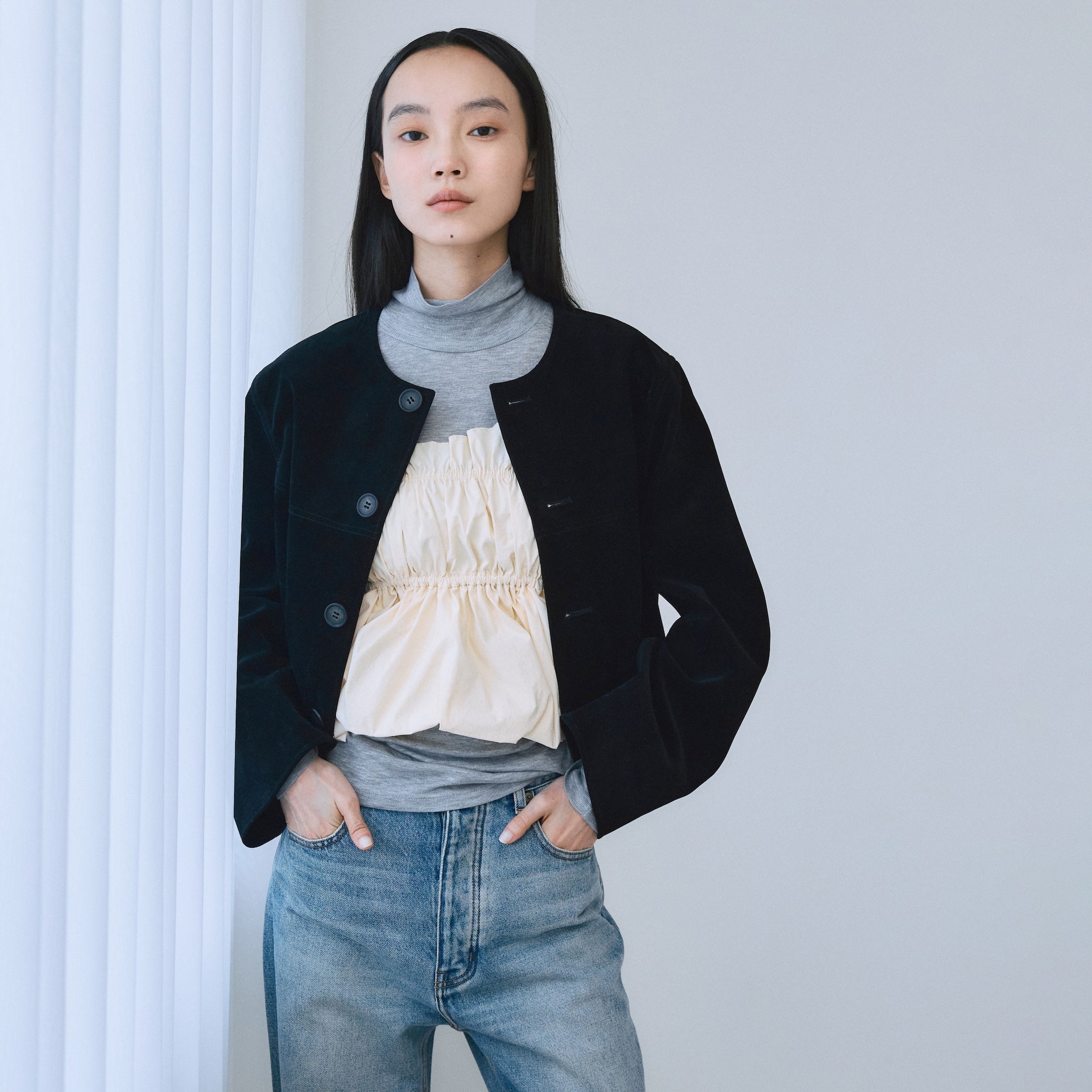 Fake suede collarless jacket