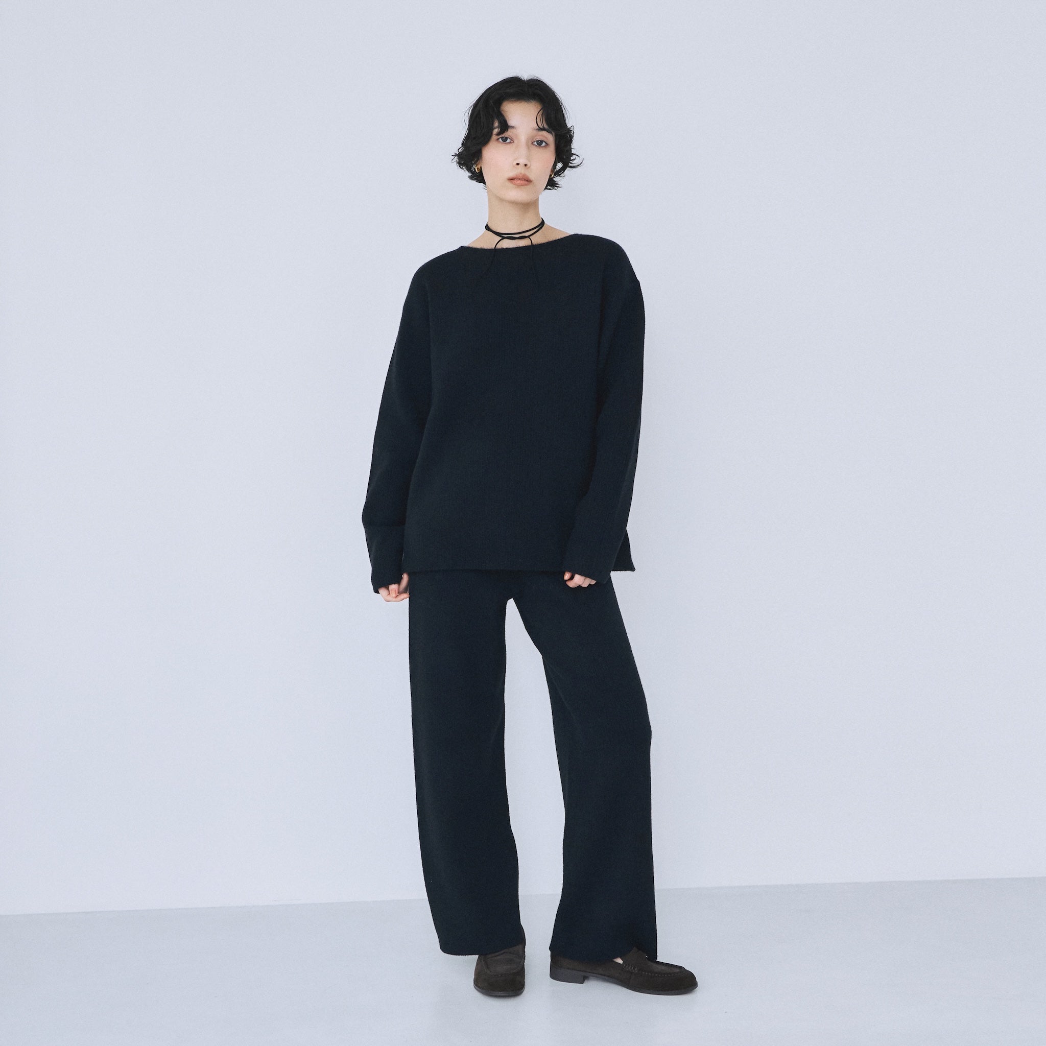 シャギーニットストレートパンツ