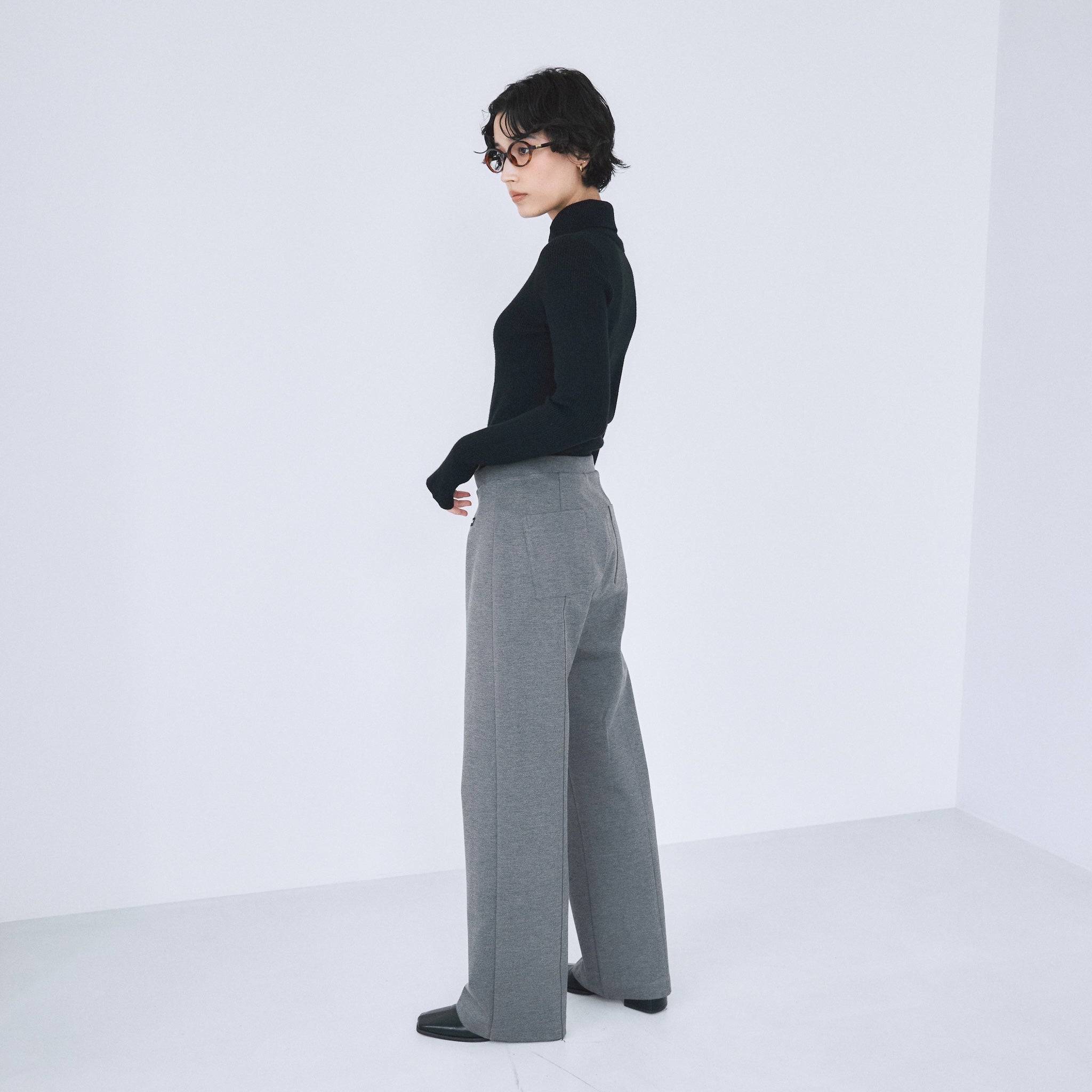 Brushedストレートパンツ