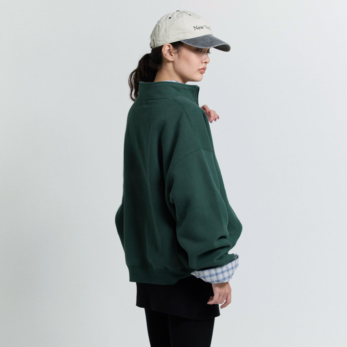 Volume Sweat Stand Collar Pullover