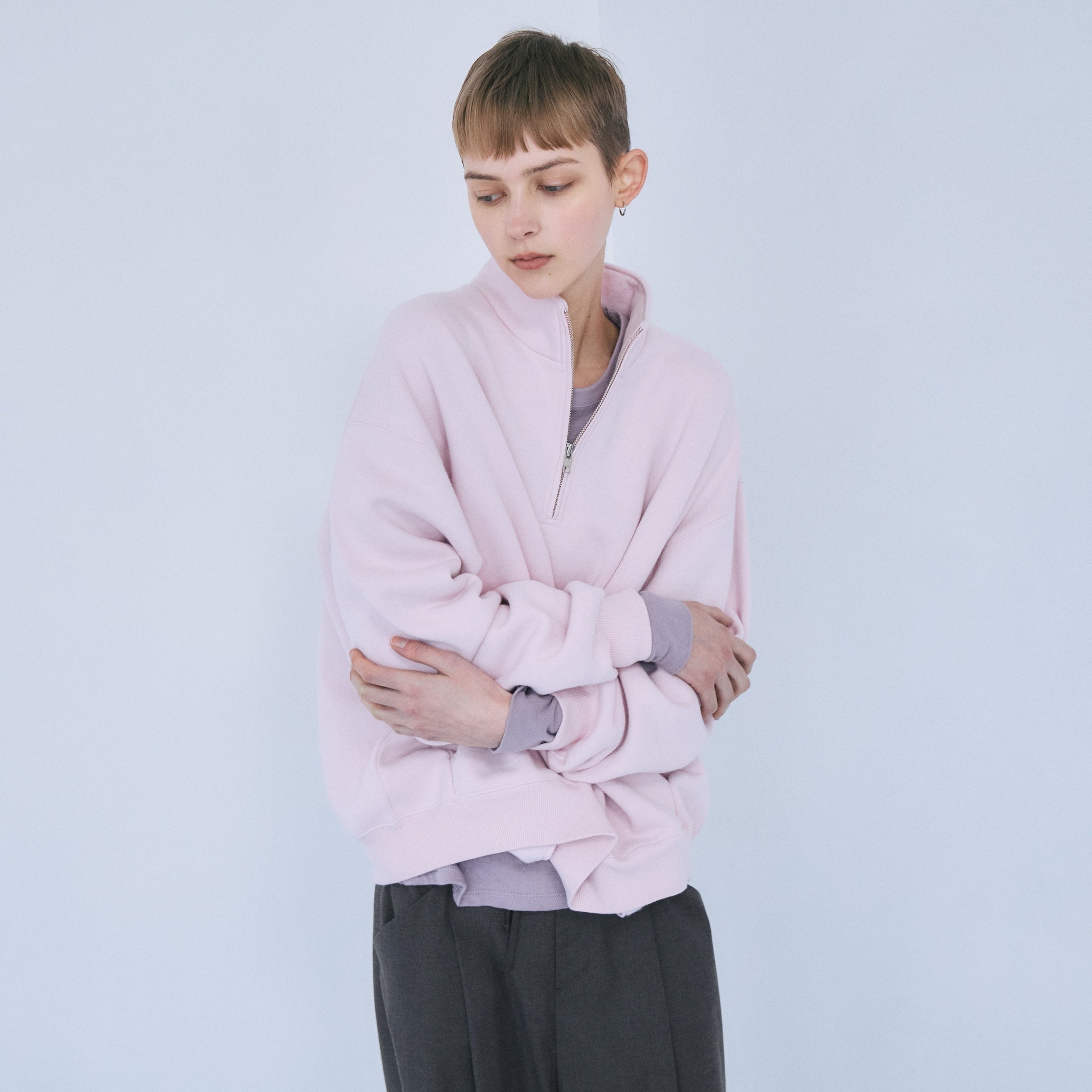 Volume Sweat Stand Collar Pullover