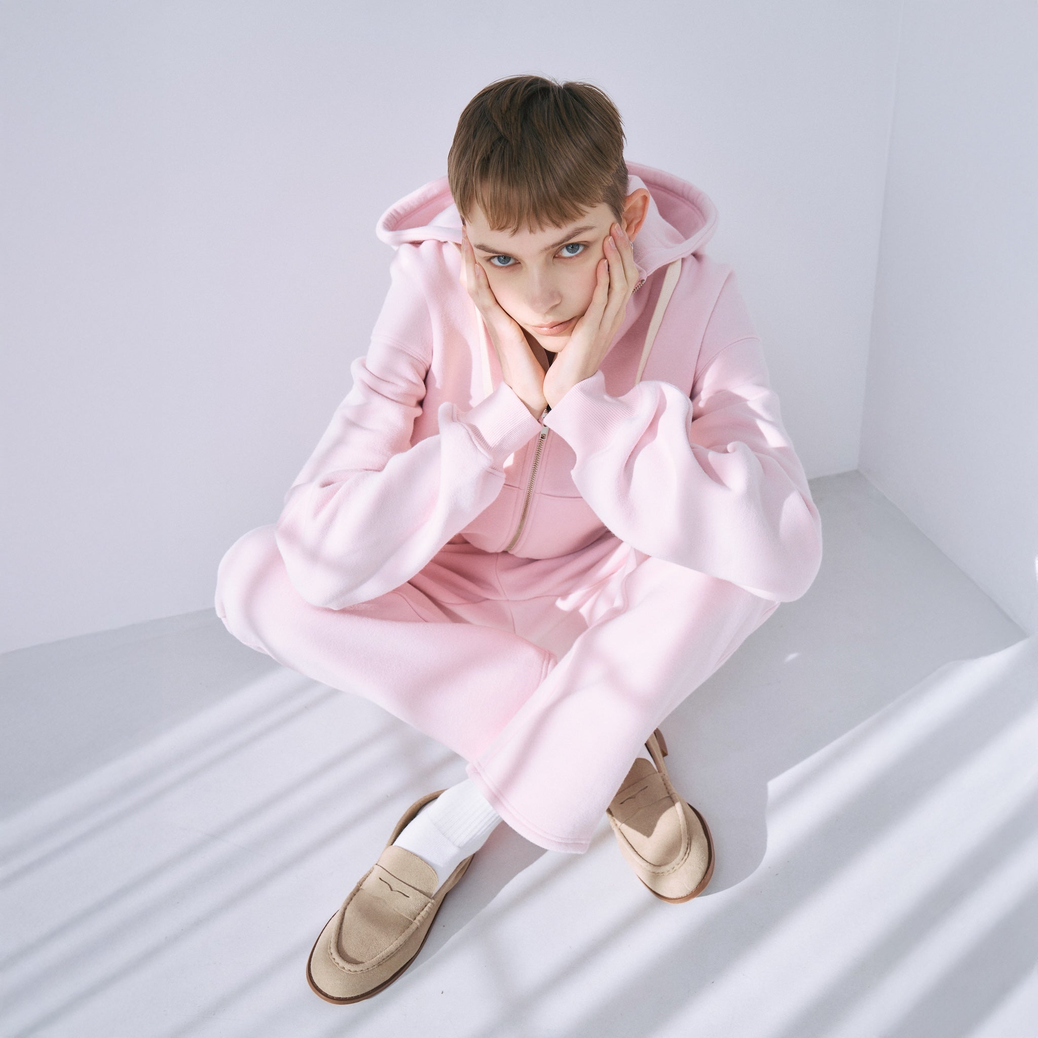 Volume Sweat ストレートパンツ