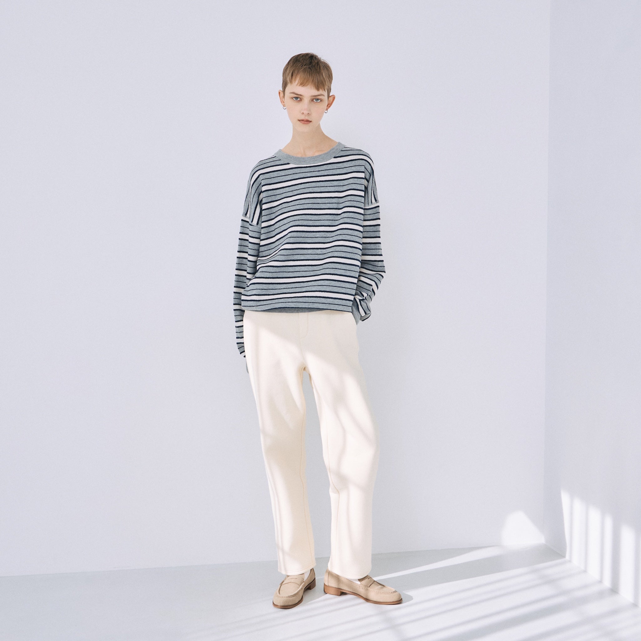 Volume Sweat ストレートパンツ