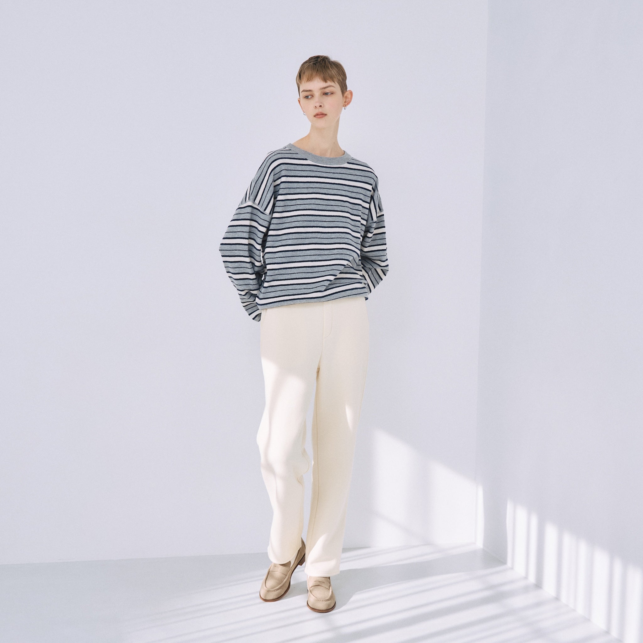 Volume Sweat ストレートパンツ