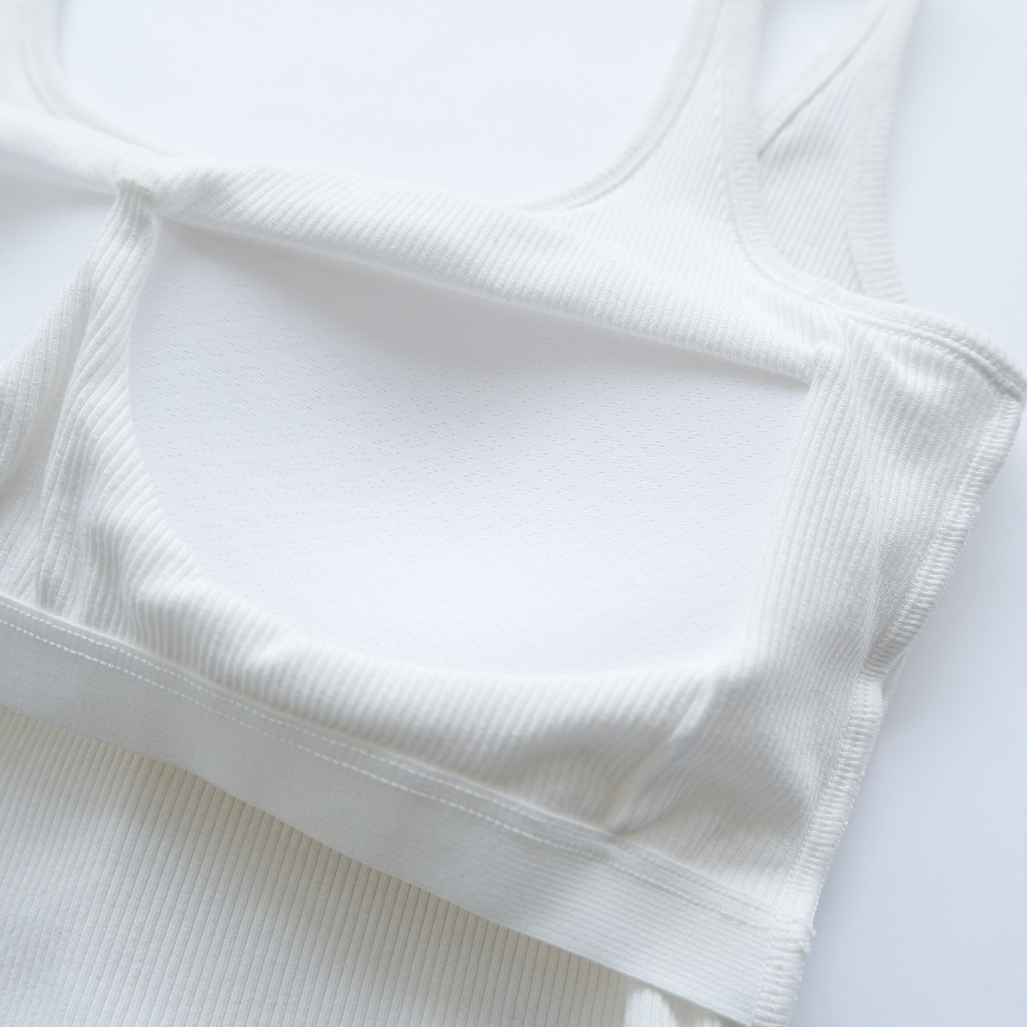 FitパッドマシュマロBRAタンク