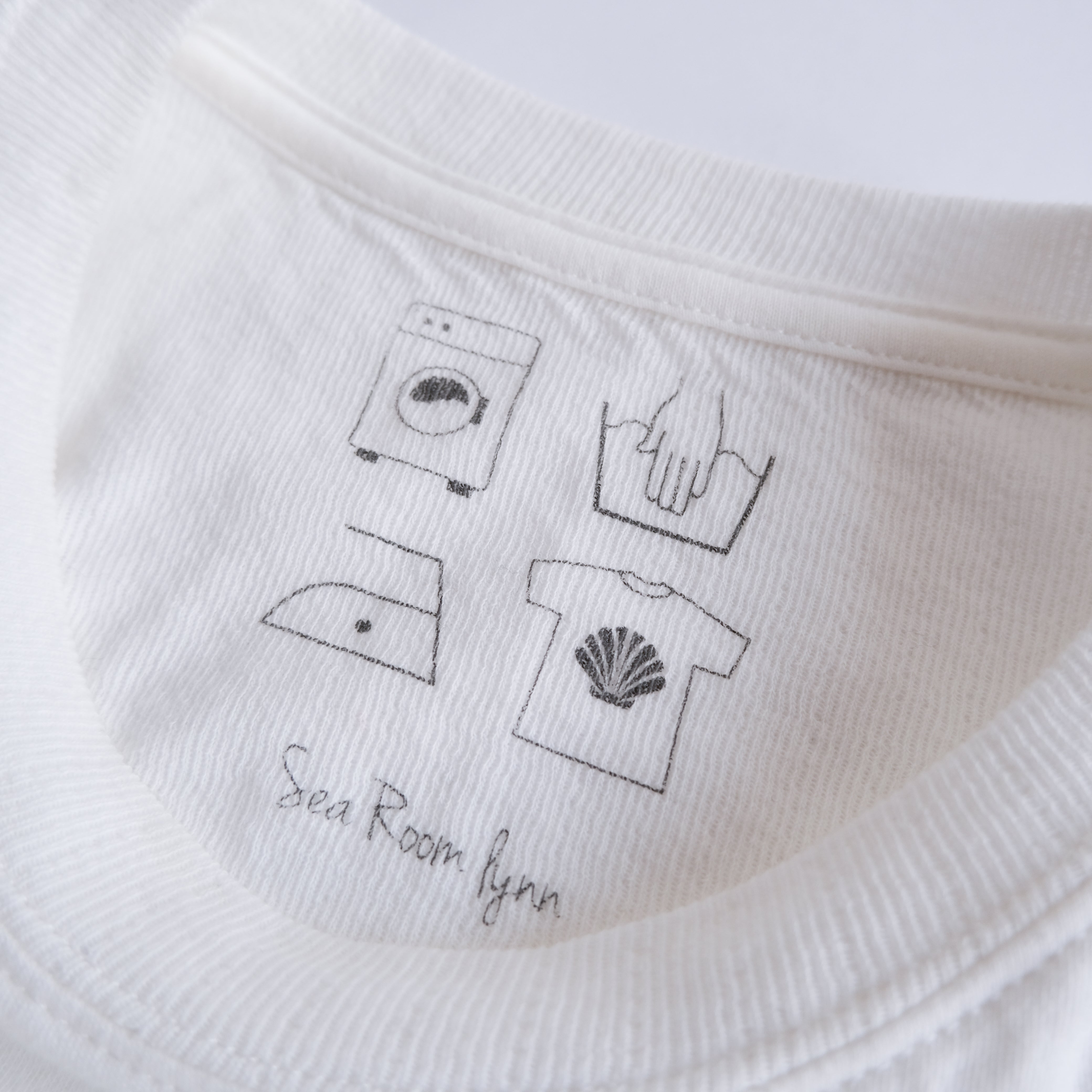 C/2FACE Crew neck MEDIUM T-shirt