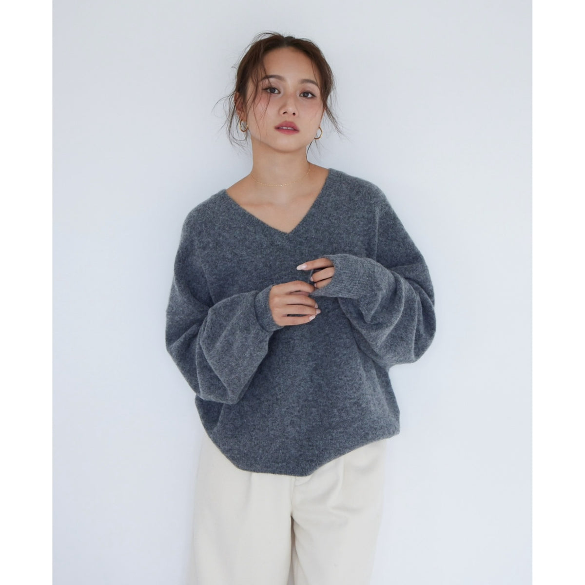 collab Basic Vネックニットトップス