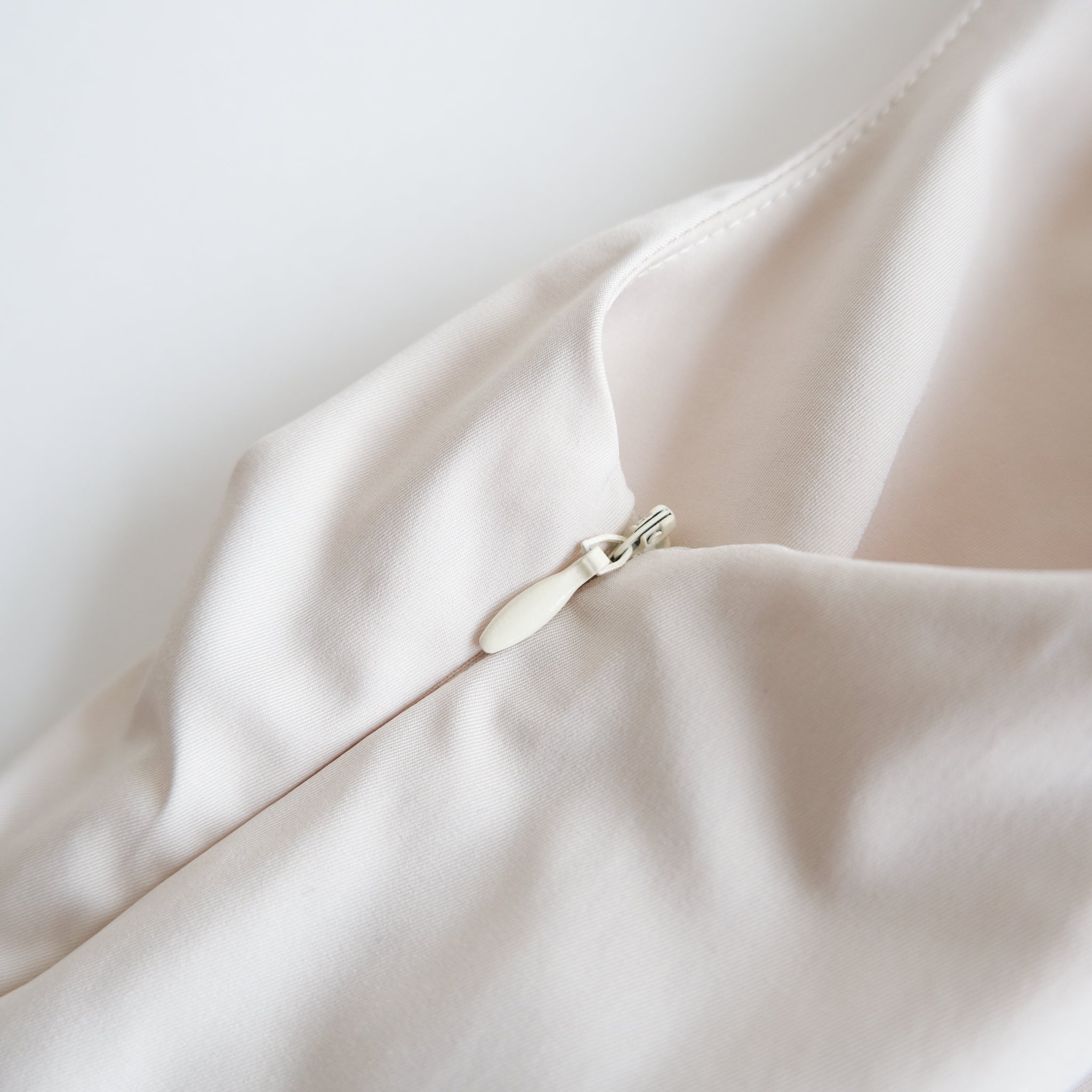 Front Twist Flare ワンピース