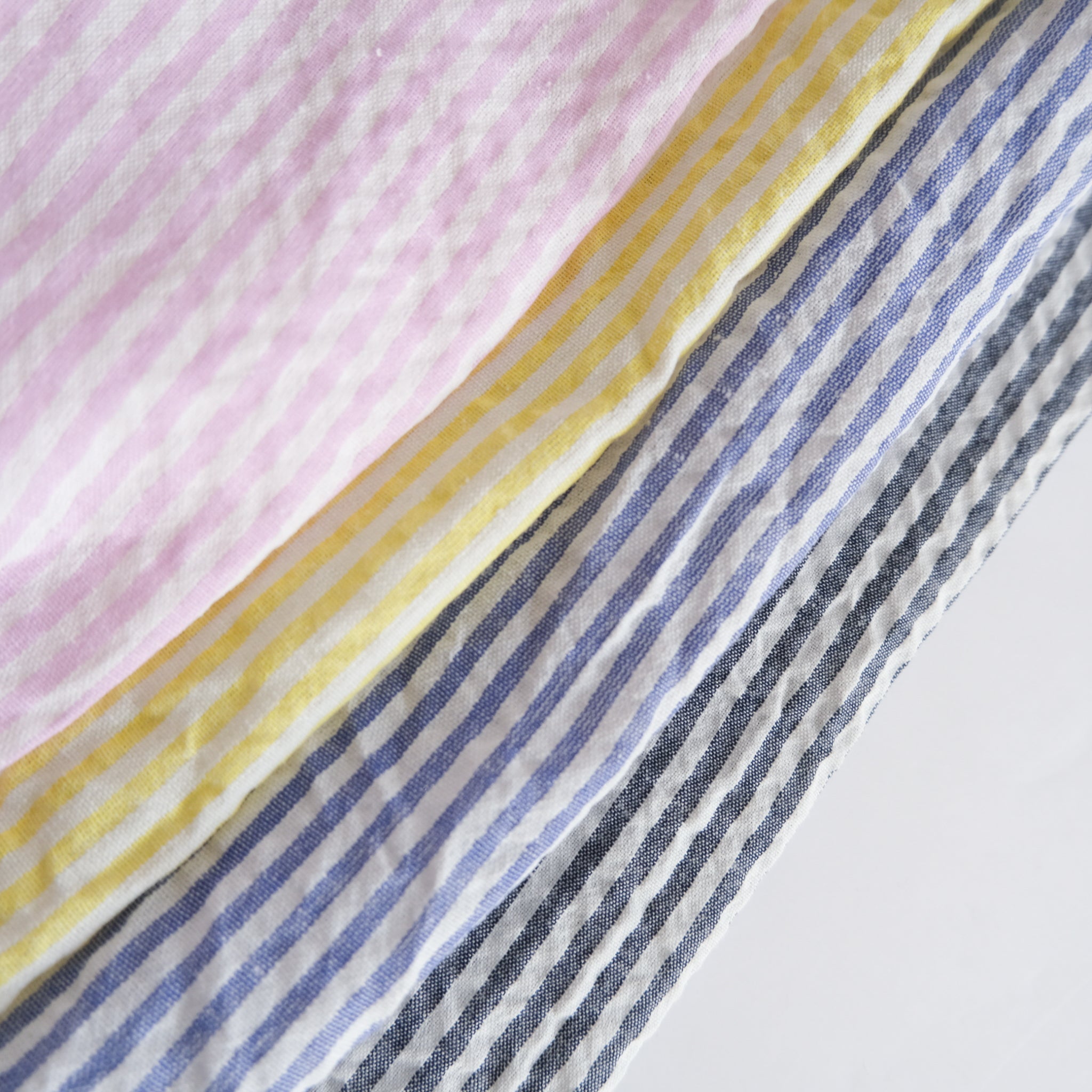 Seersuckerルーズストライプシャツ