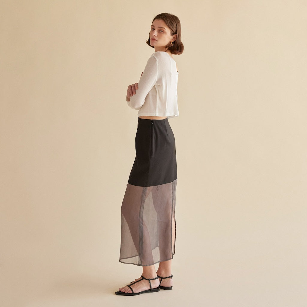 Halfシースルースカート