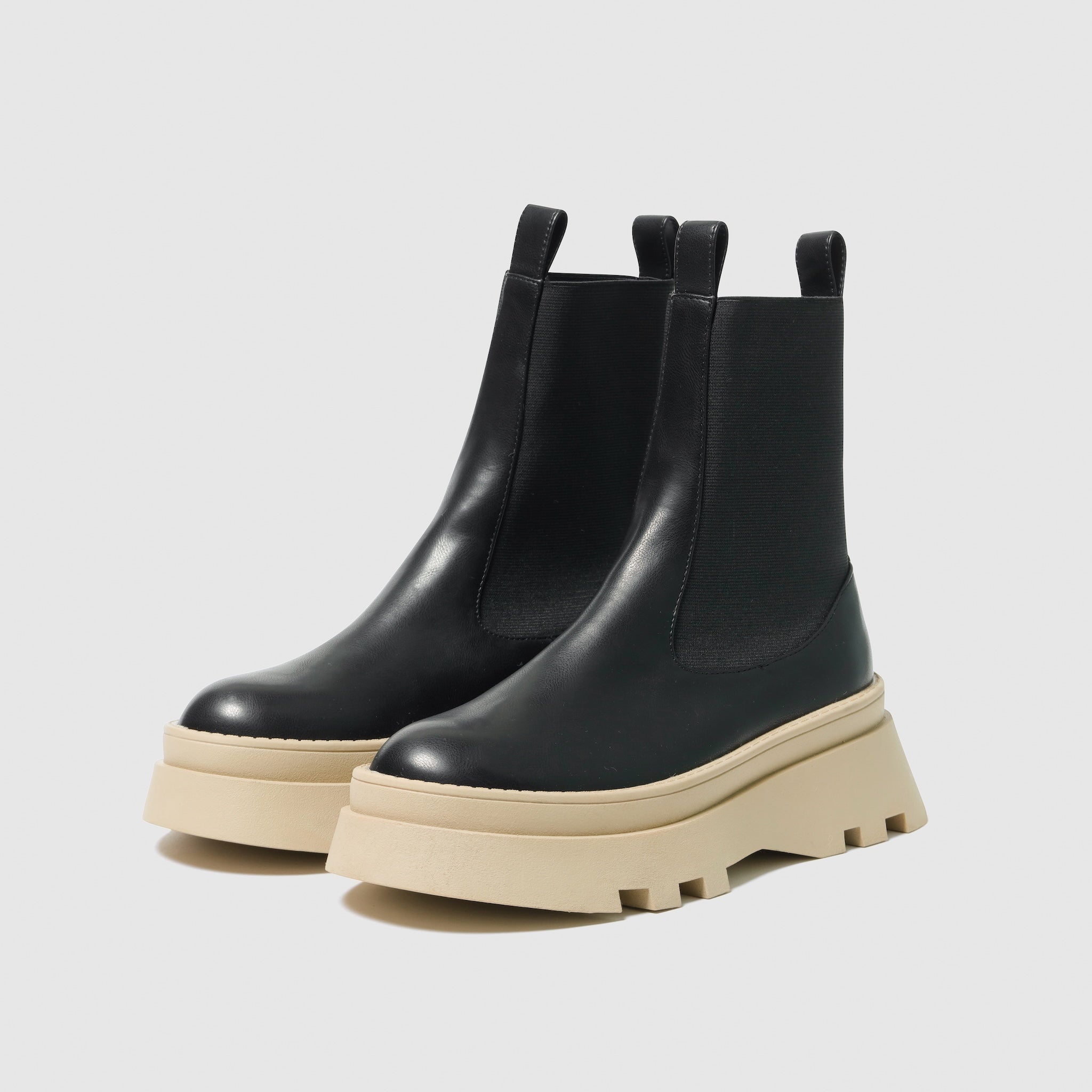 Mould sole side gore short boots