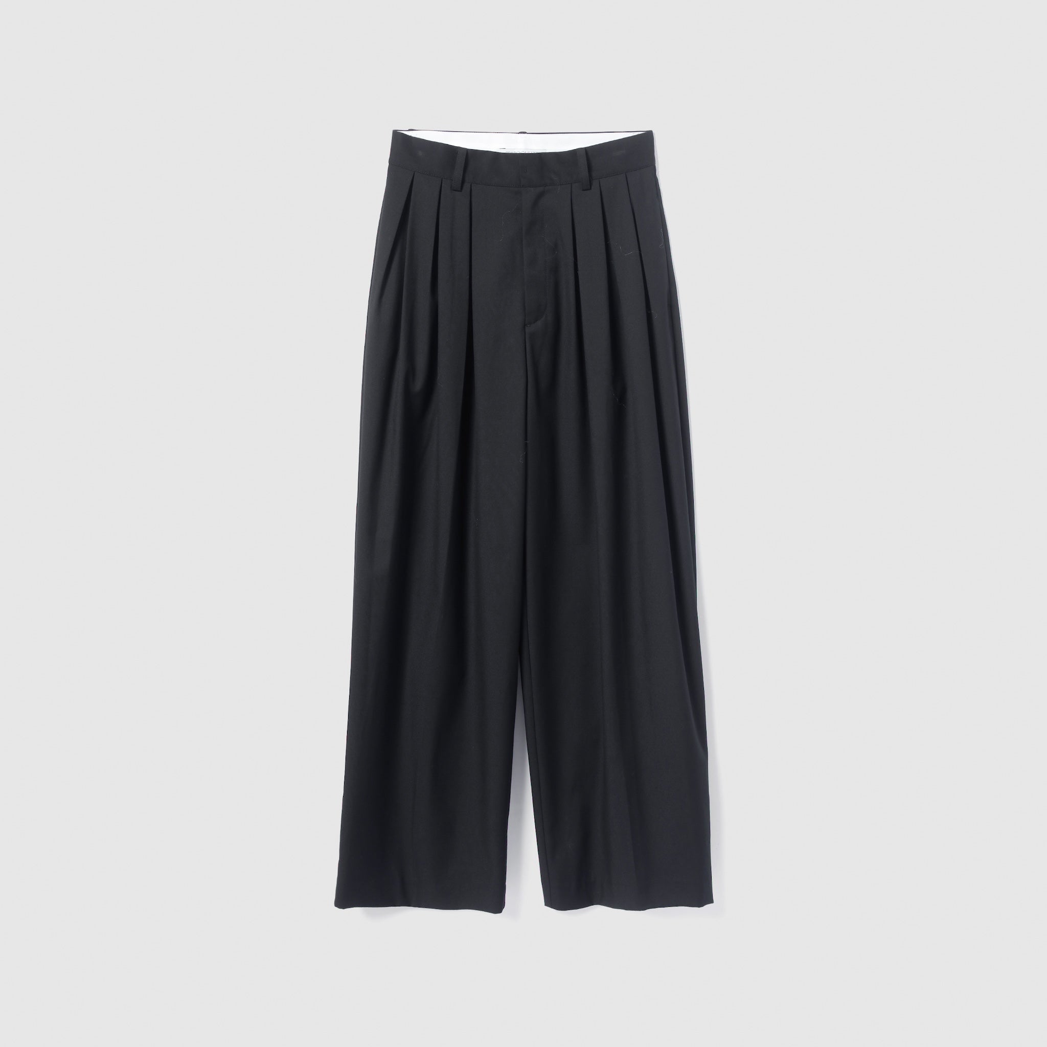 Deep Tuckストレッチワイドパンツ