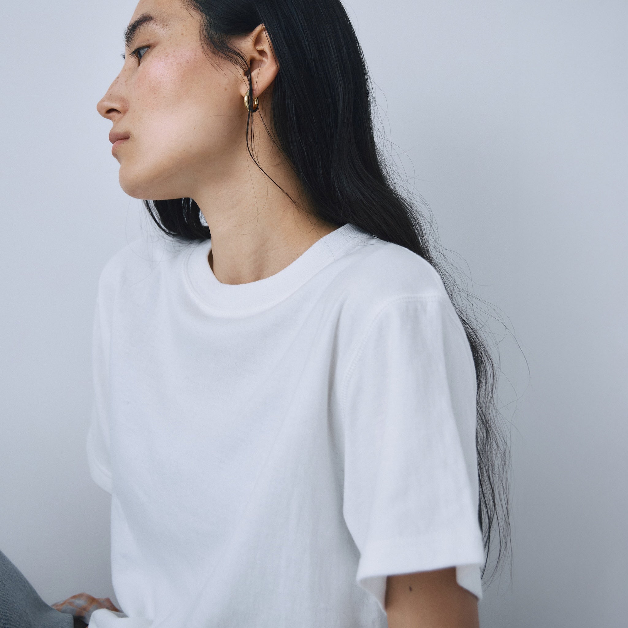 C/2FACE クルーネックMEDIUM Tシャツ