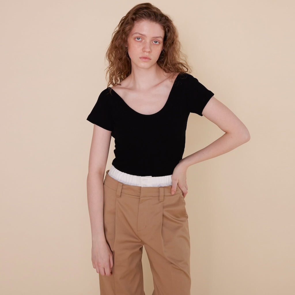 パッドin BACK Uカットソー