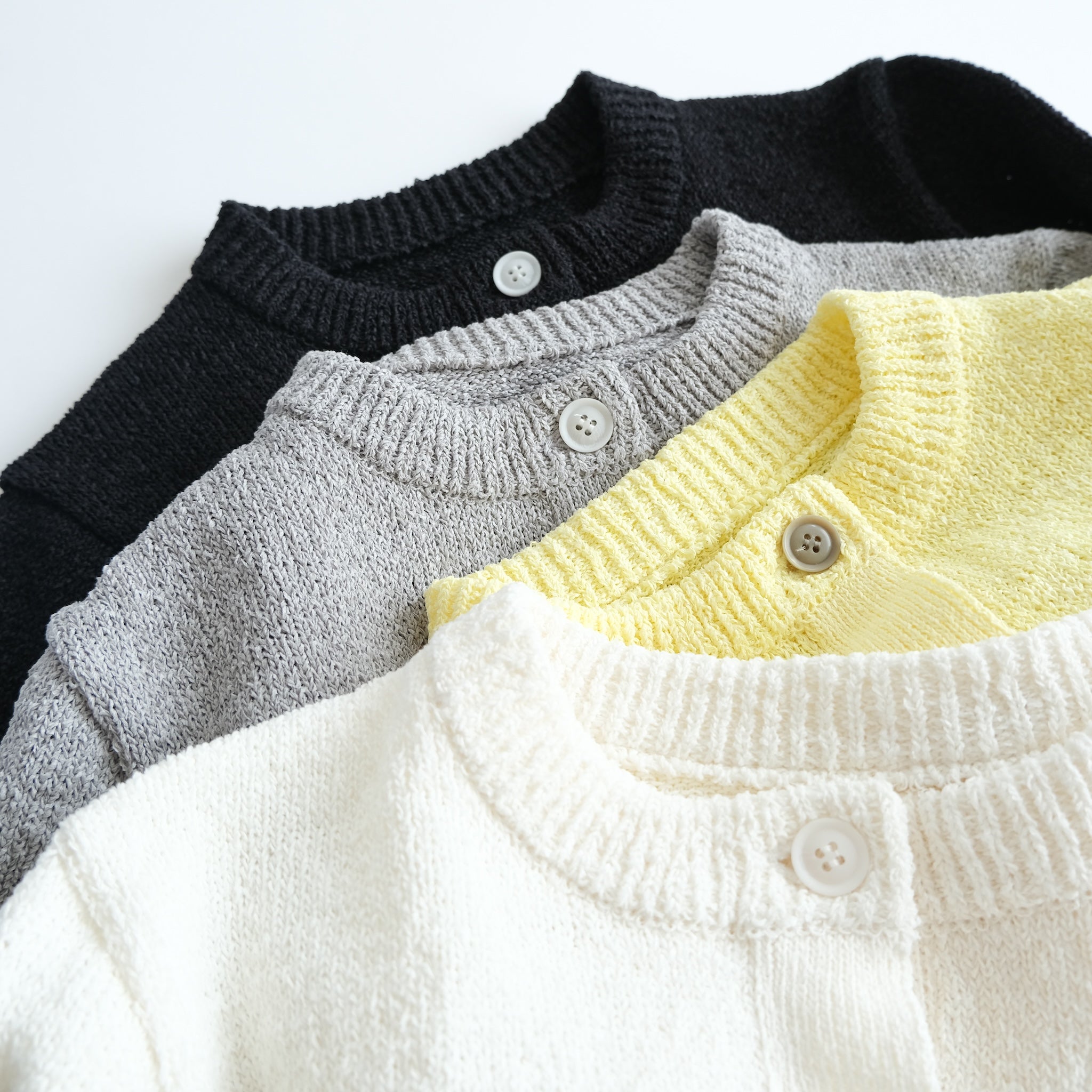 PAPER KNIT BASICクルーネックカーデ