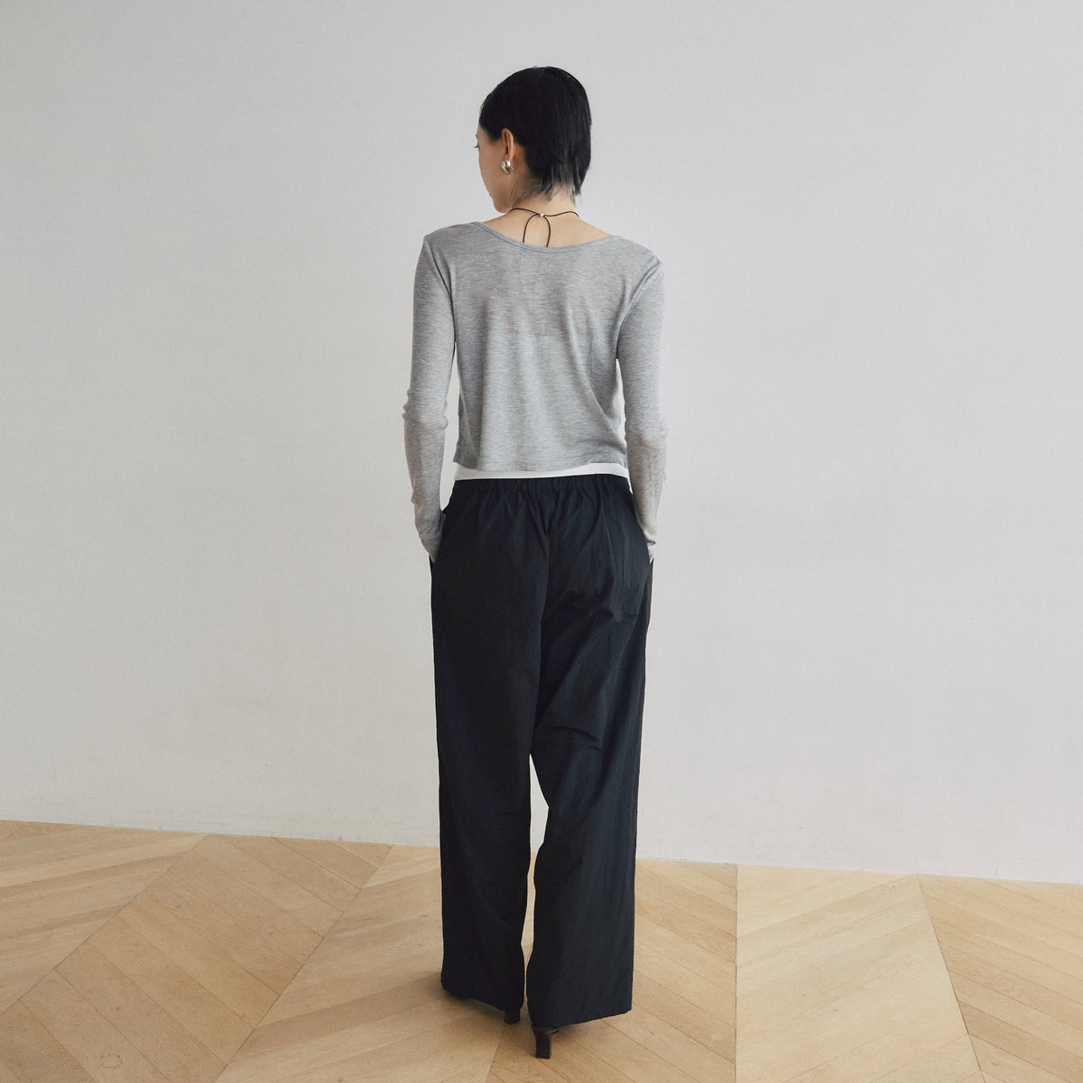 2tuck nylon volume pants