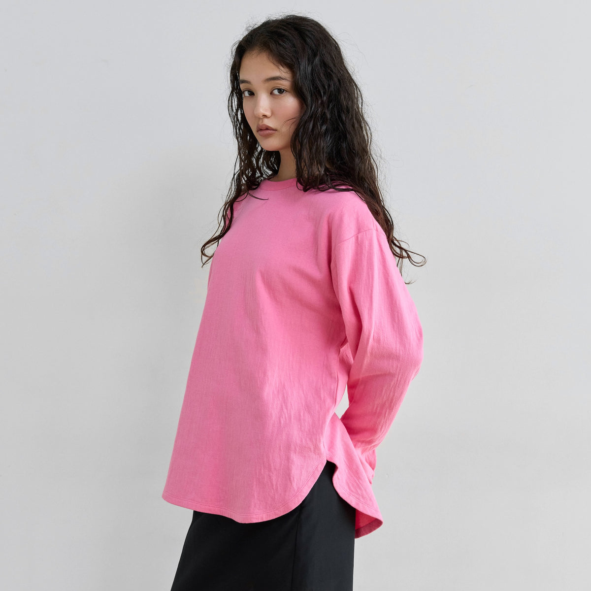 C/2FACE ラウンドヘムクルーロンT