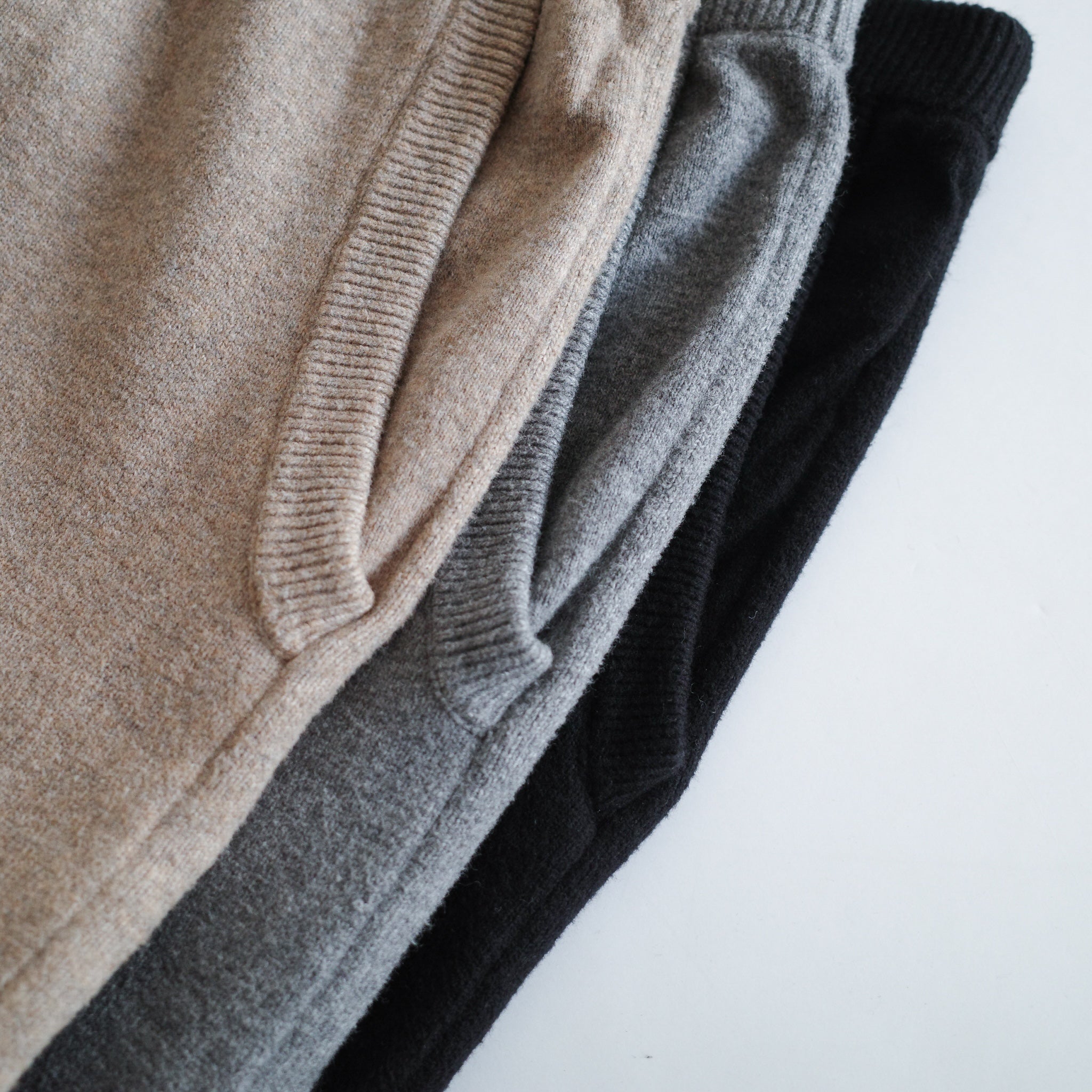 Sweatlikeリラックステーパード