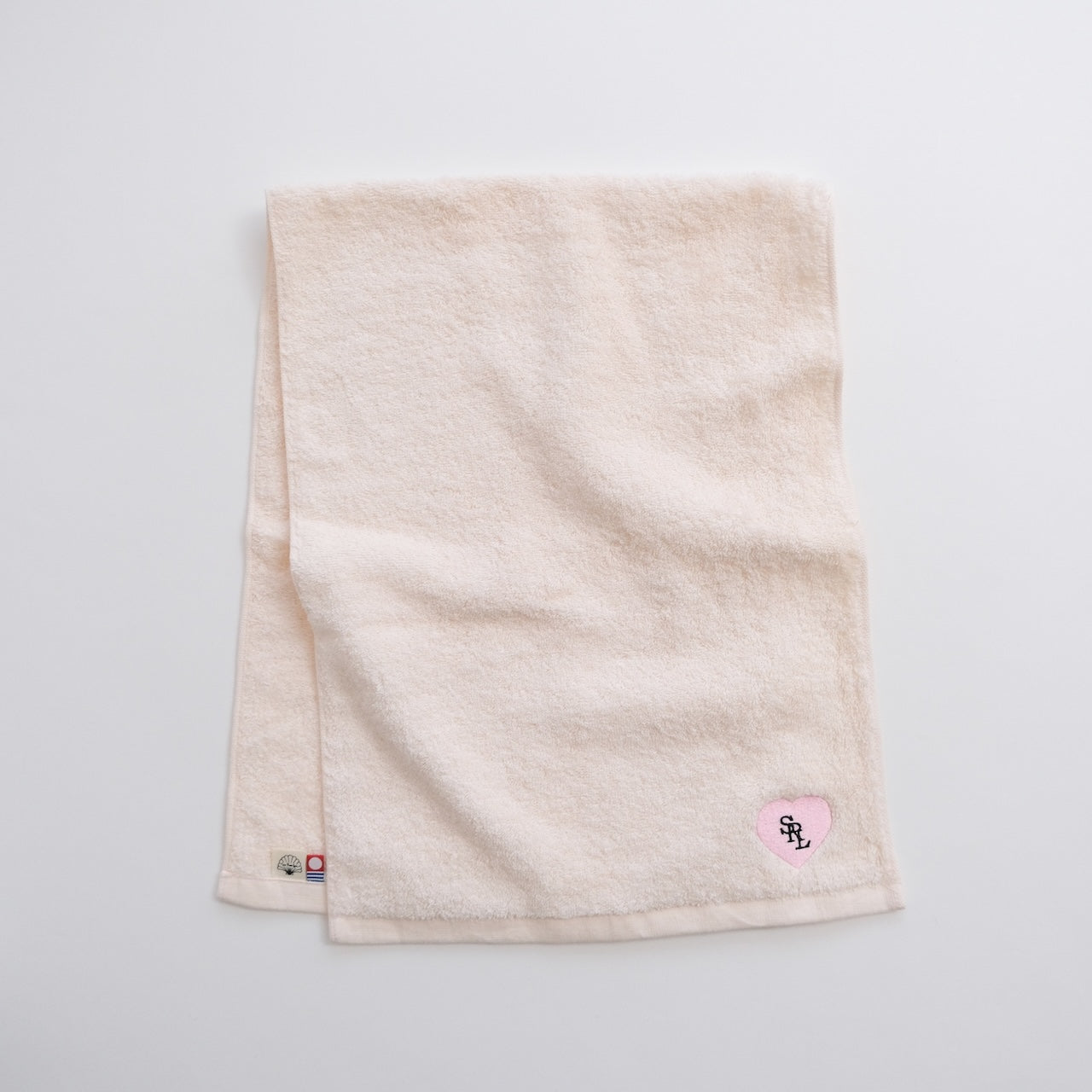 HEART EMBROIDERY Face towel