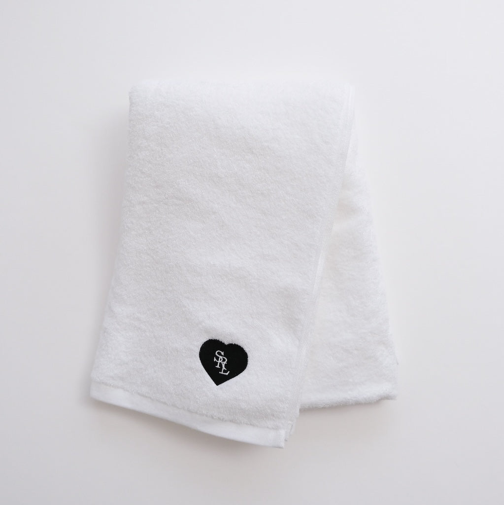 HEART EMBROIDERY Bath towel