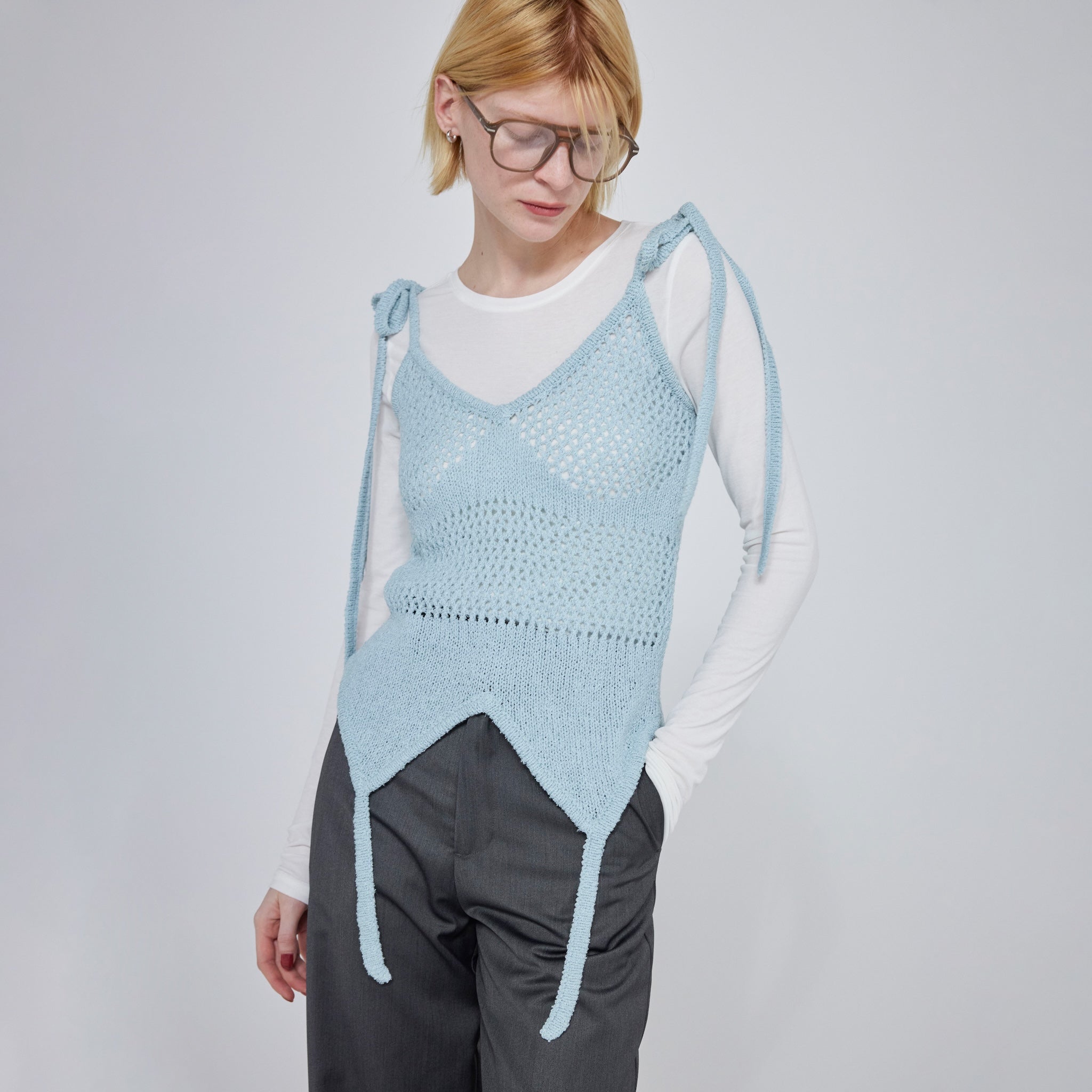 Mesh Knit Ribbon Layeredビスチェ