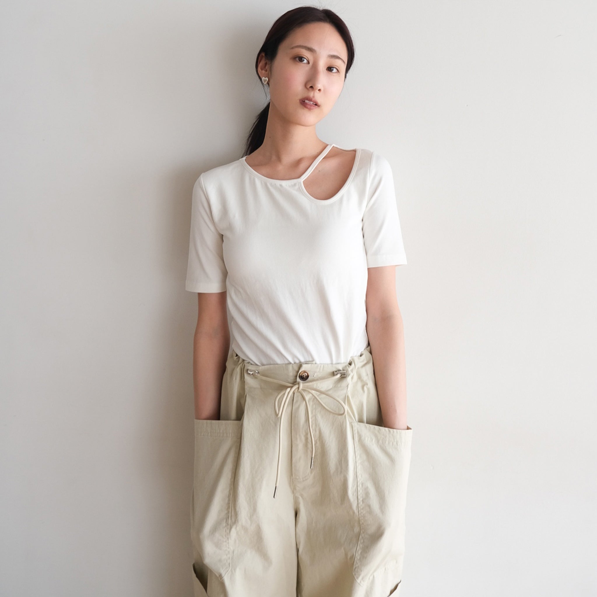 スムースタッチAsymmetryパッドin Holeトップス