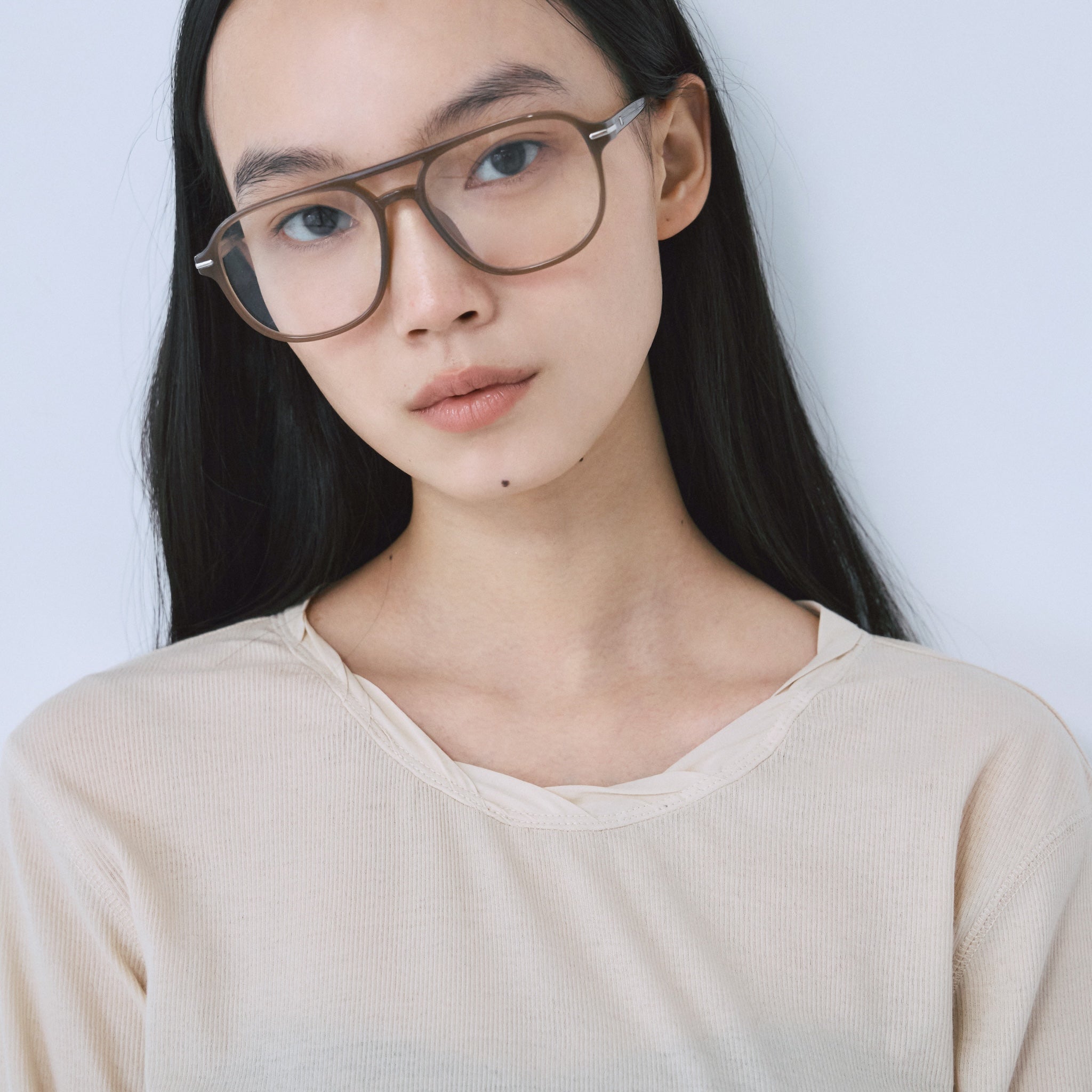 Soft sheer RIBツイストネックトップス