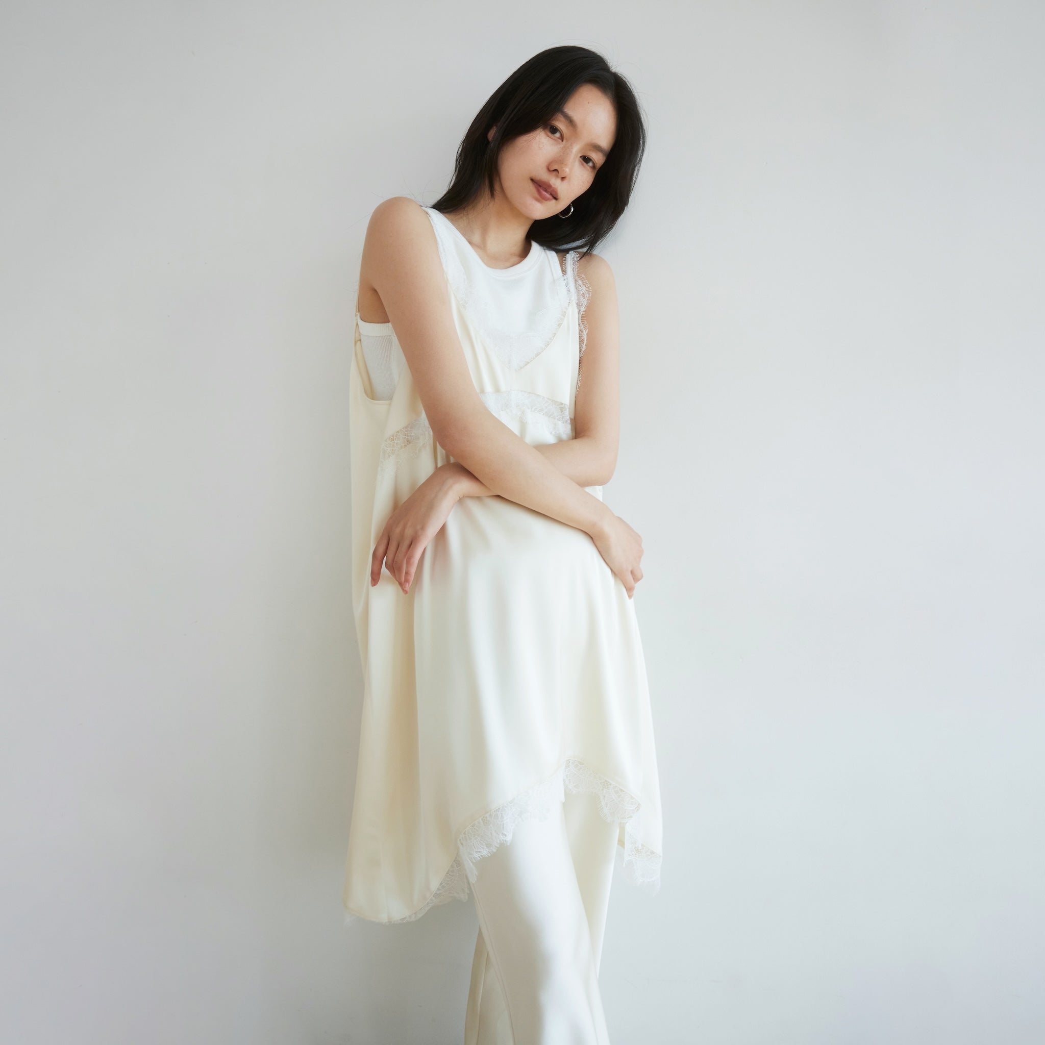★送料・関税込★DRYROSE★WEDDING LACE TOP★ ウエディングドレス.白.Aライン.サテン.レース.ティアード