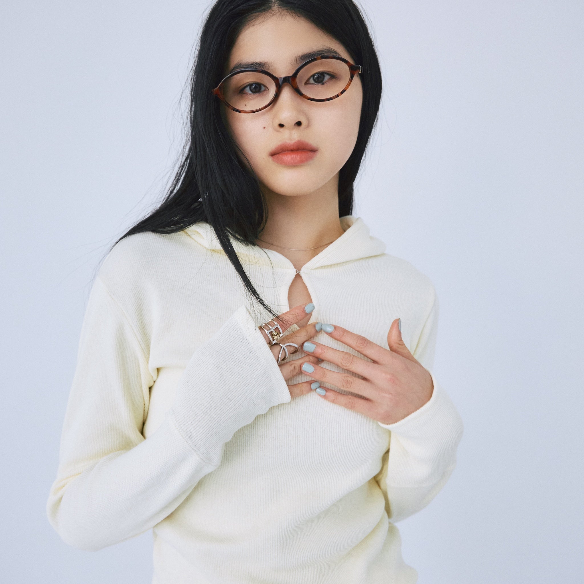 C/L Fluffy Teardropフーディー