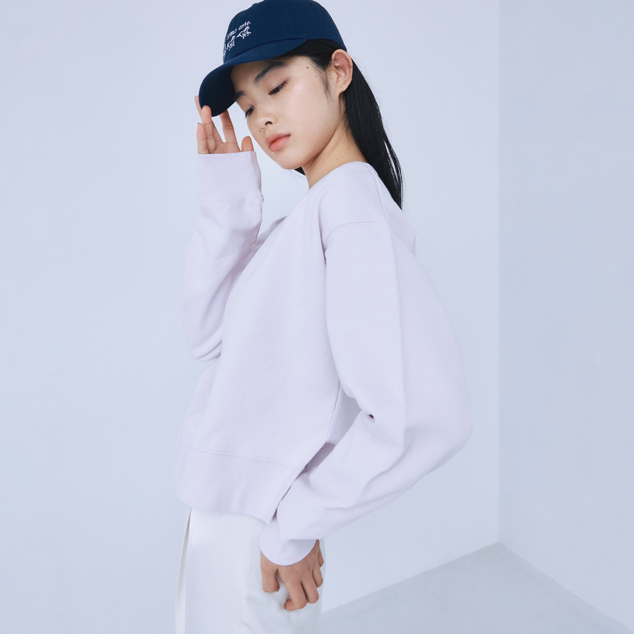 Heavy OZ Sweat wide V-neck pullover